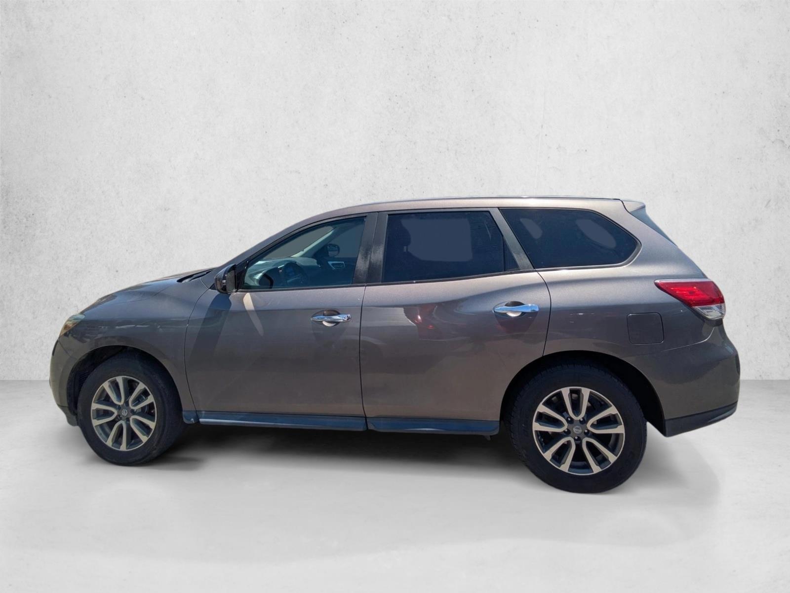 Thumbnail: 2013 Nissan Pathfinder - 2