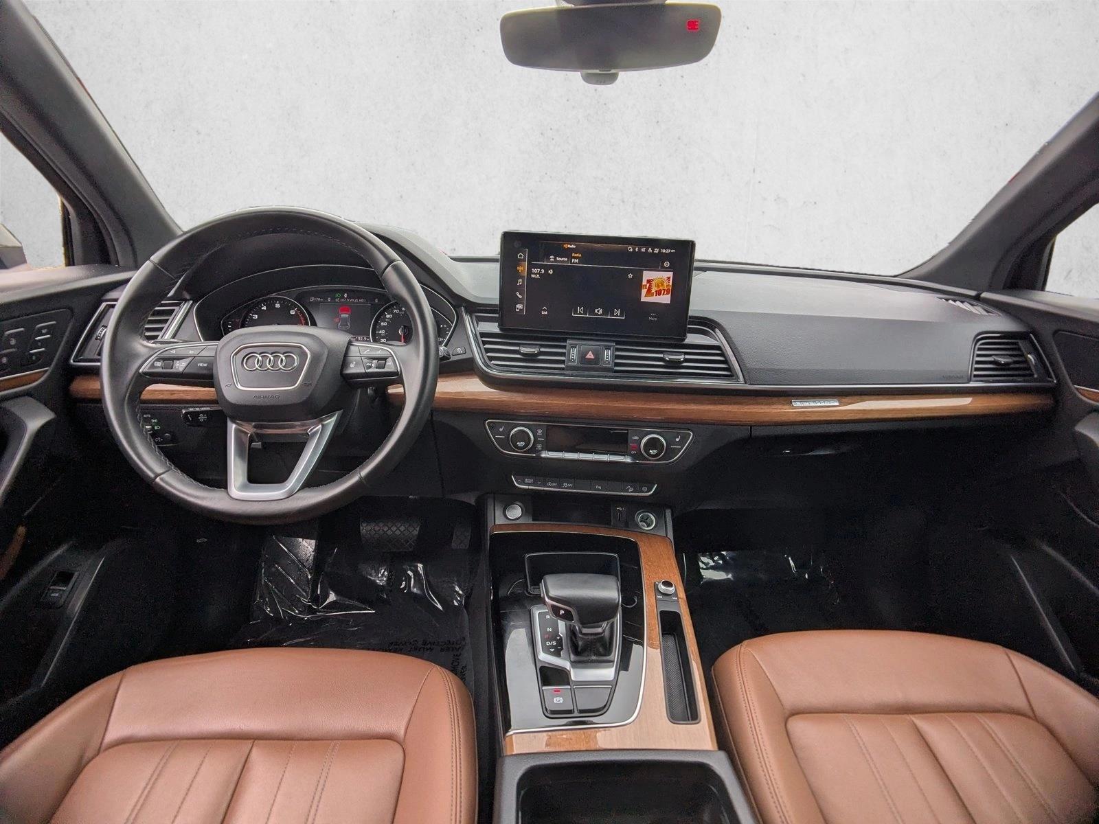 Thumbnail: 2022 Audi Q5 - 4