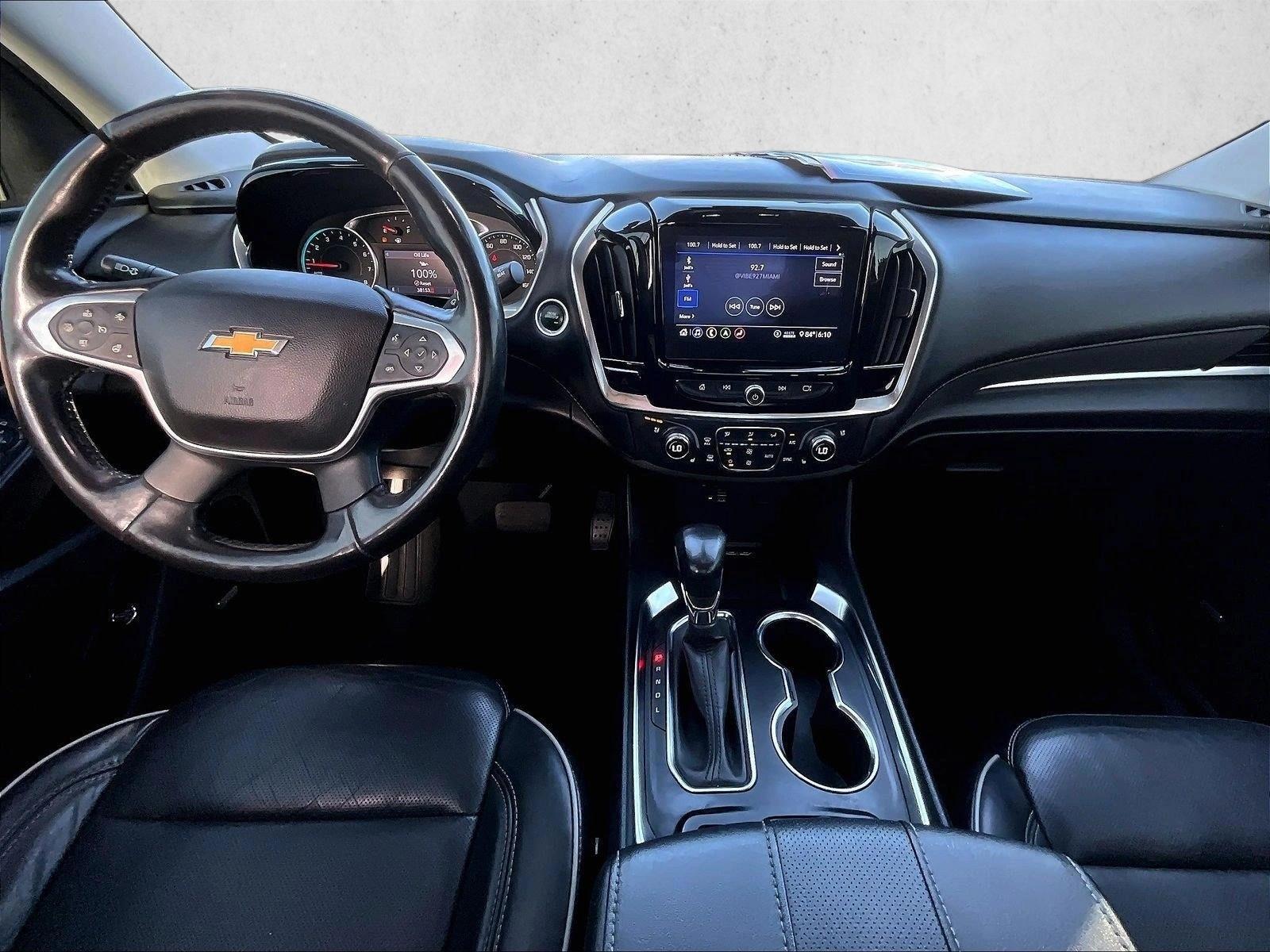 Thumbnail: 2021 Chevrolet Traverse - 4