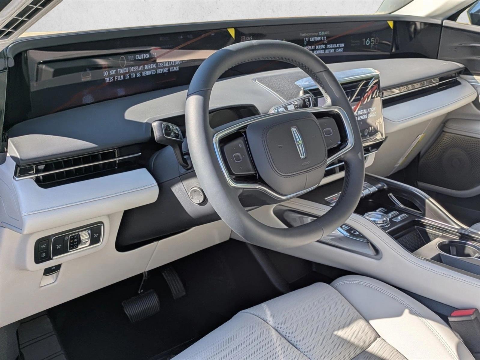 Thumbnail: 2026 Lincoln Nautilus - 3