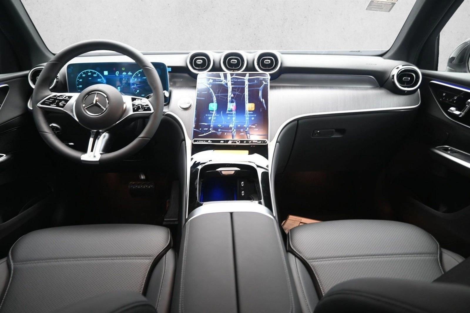 Thumbnail: 2026 Mercedes-Benz GLC - 4