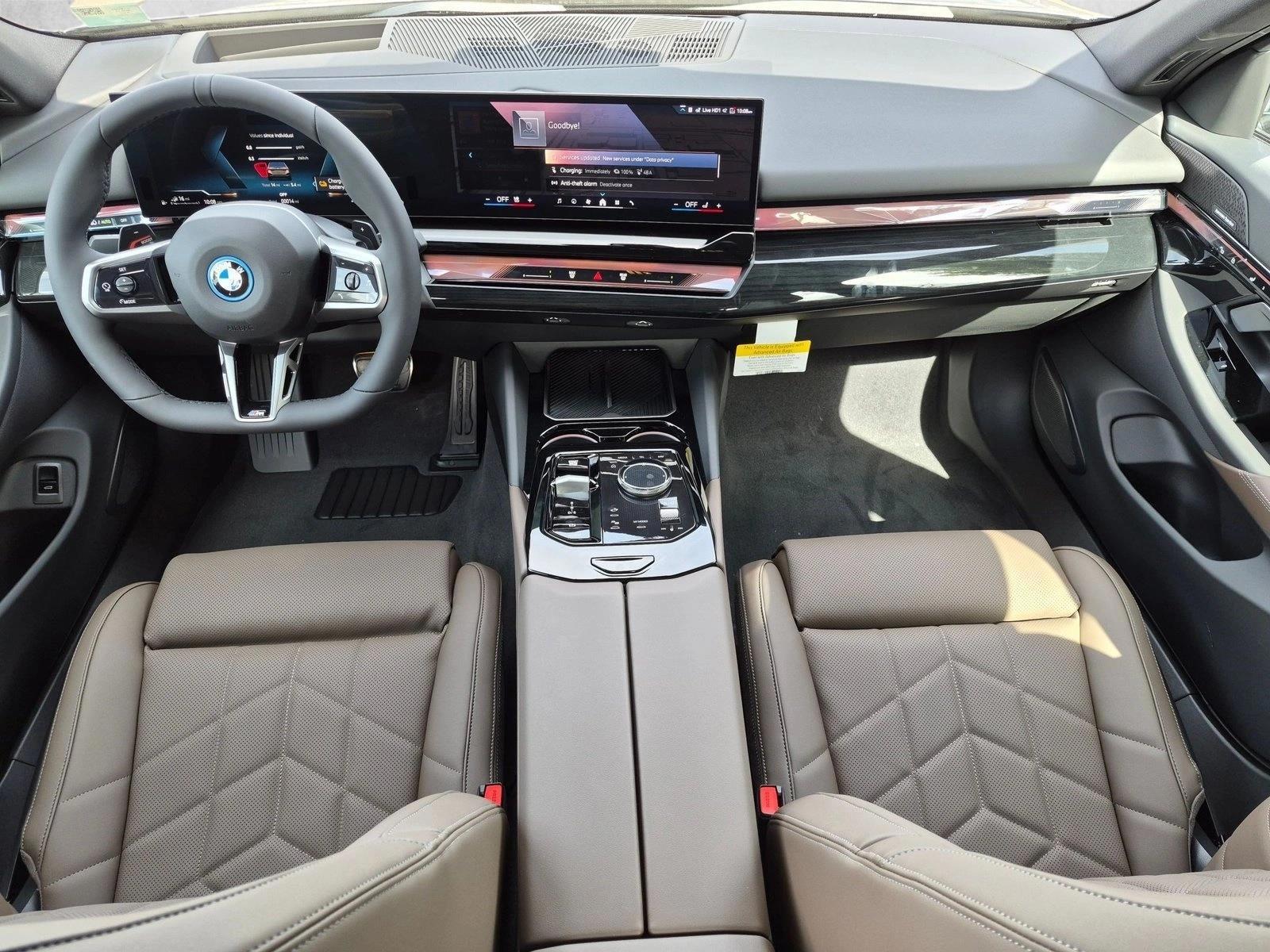 Thumbnail: 2027 BMW 5 Series - 4