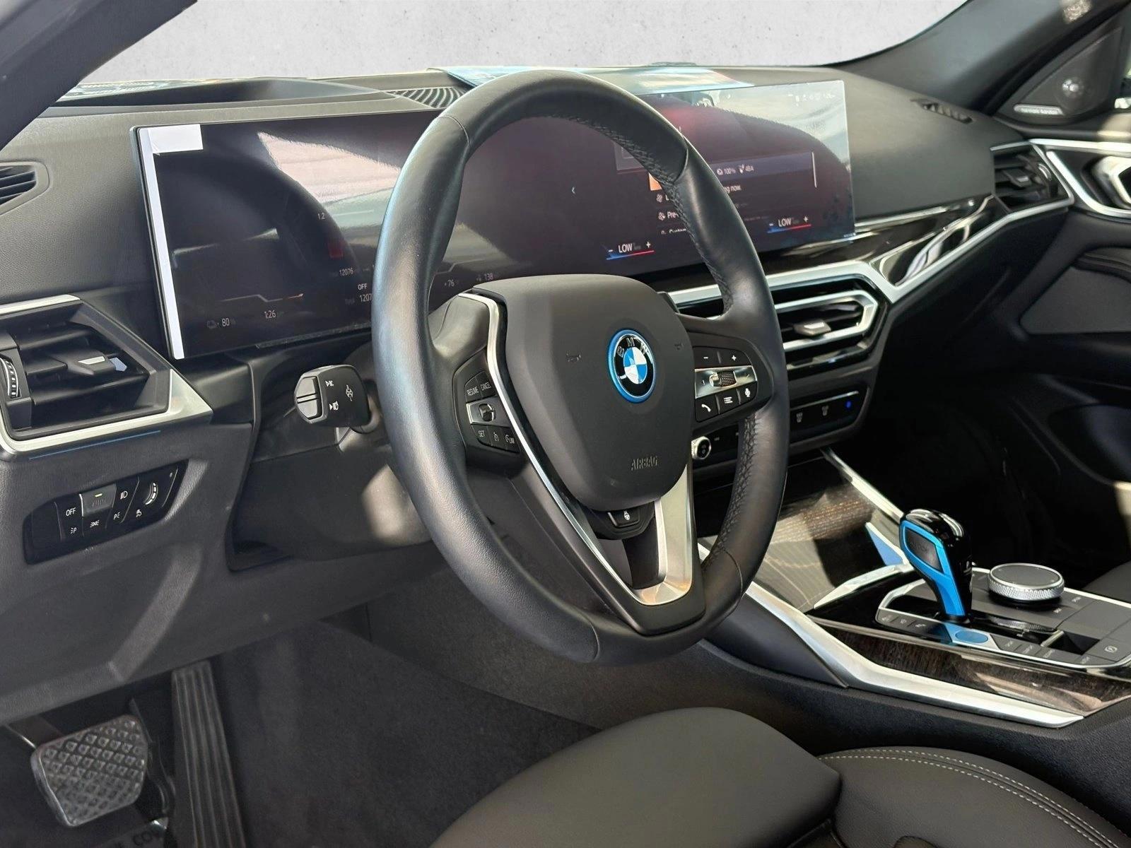 Thumbnail: 2023 BMW i4 - 3