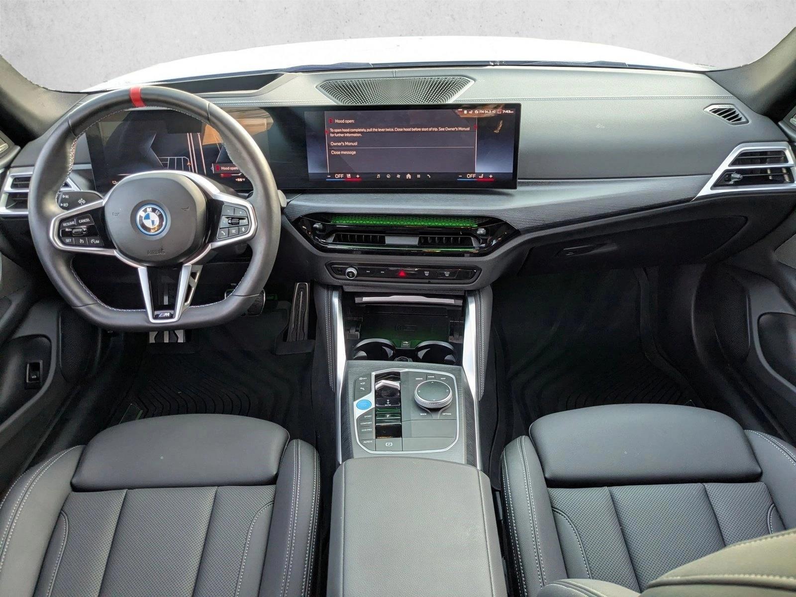 Thumbnail: 2025 BMW i4 - 3