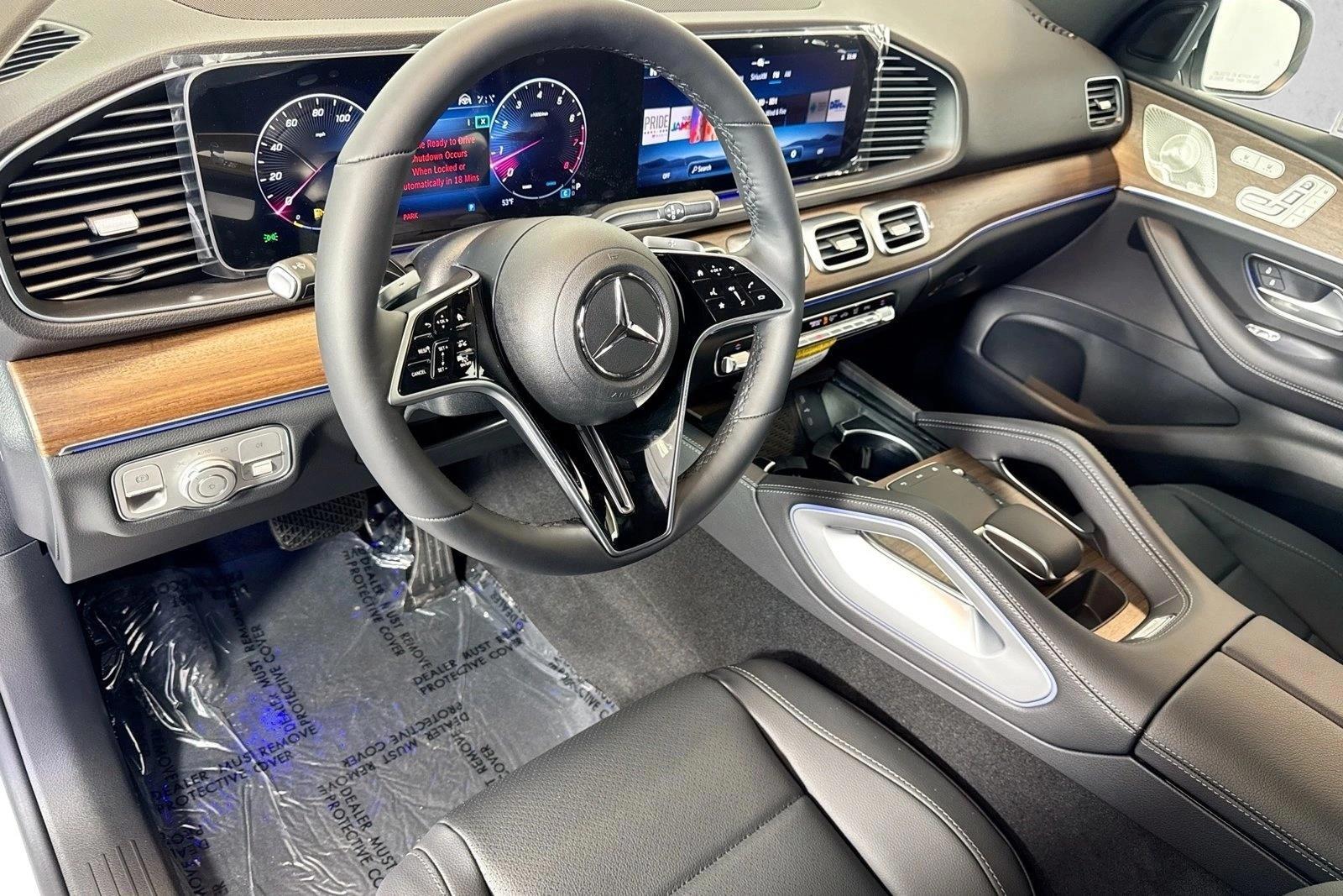 Thumbnail: 2026 Mercedes-Benz GLE - 3