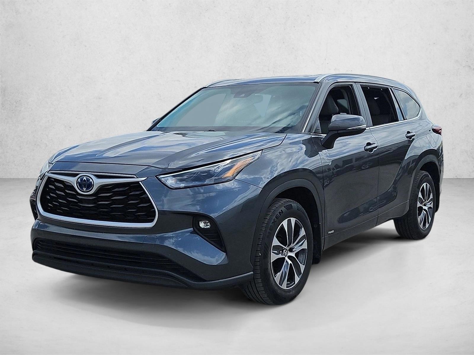 Thumbnail: 2024 Toyota Highlander - 1