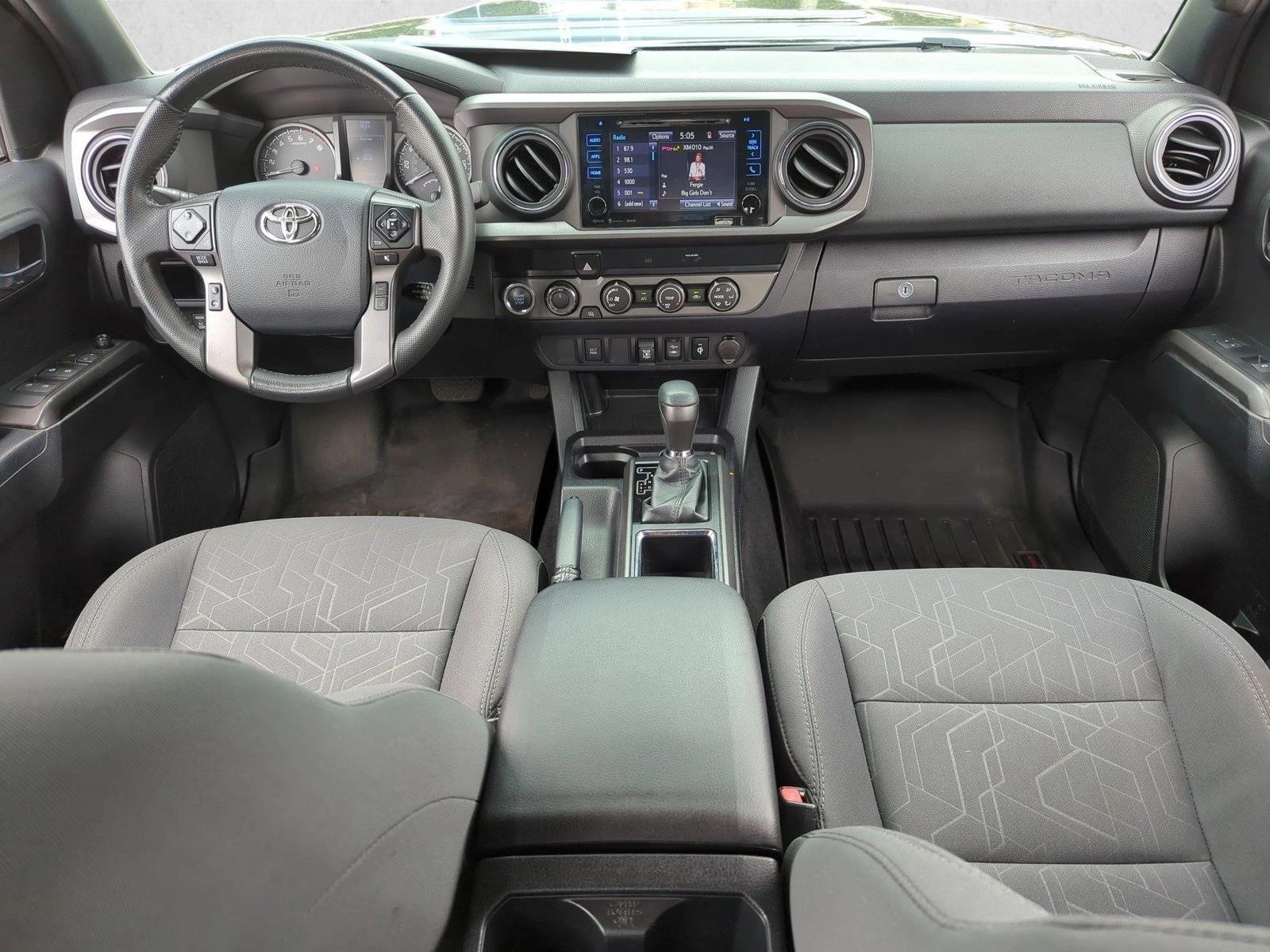 Thumbnail: 2019 Toyota Tacoma - 4