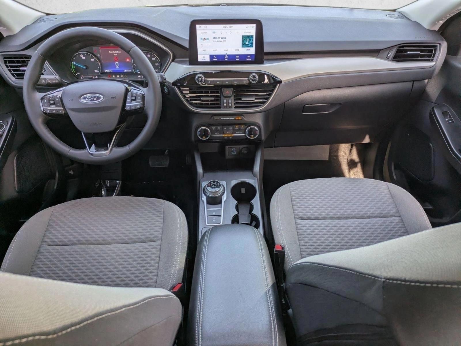 Thumbnail: 2022 Ford Escape - 4