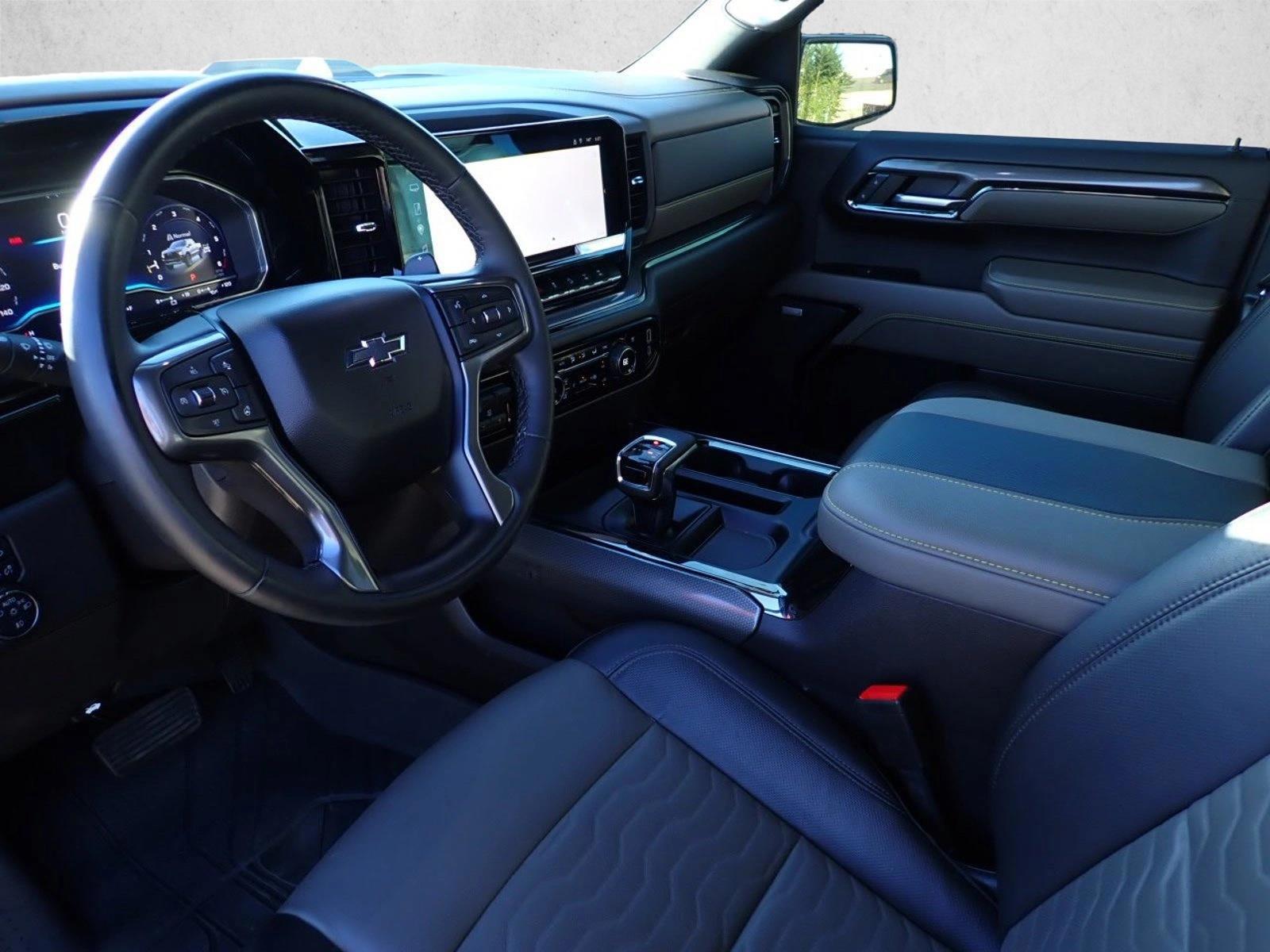Thumbnail: 2023 Chevrolet Silverado 1500 - 3