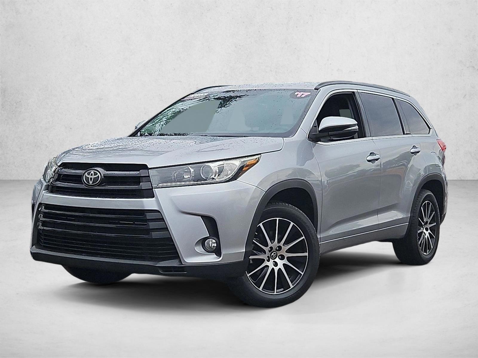 Thumbnail: 2017 Toyota Highlander - 1