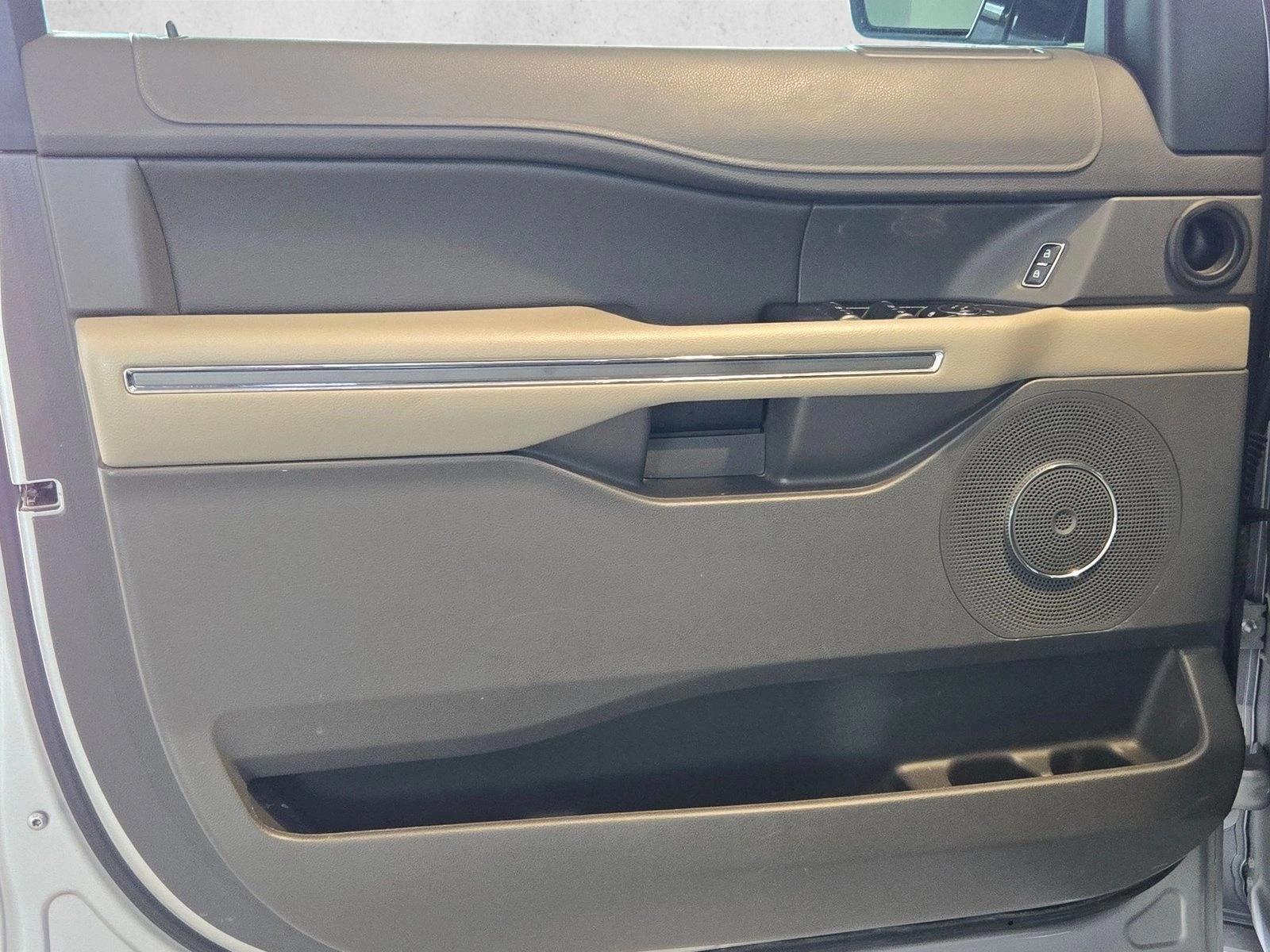 2021 Ford Expedition XLT - Photo 10