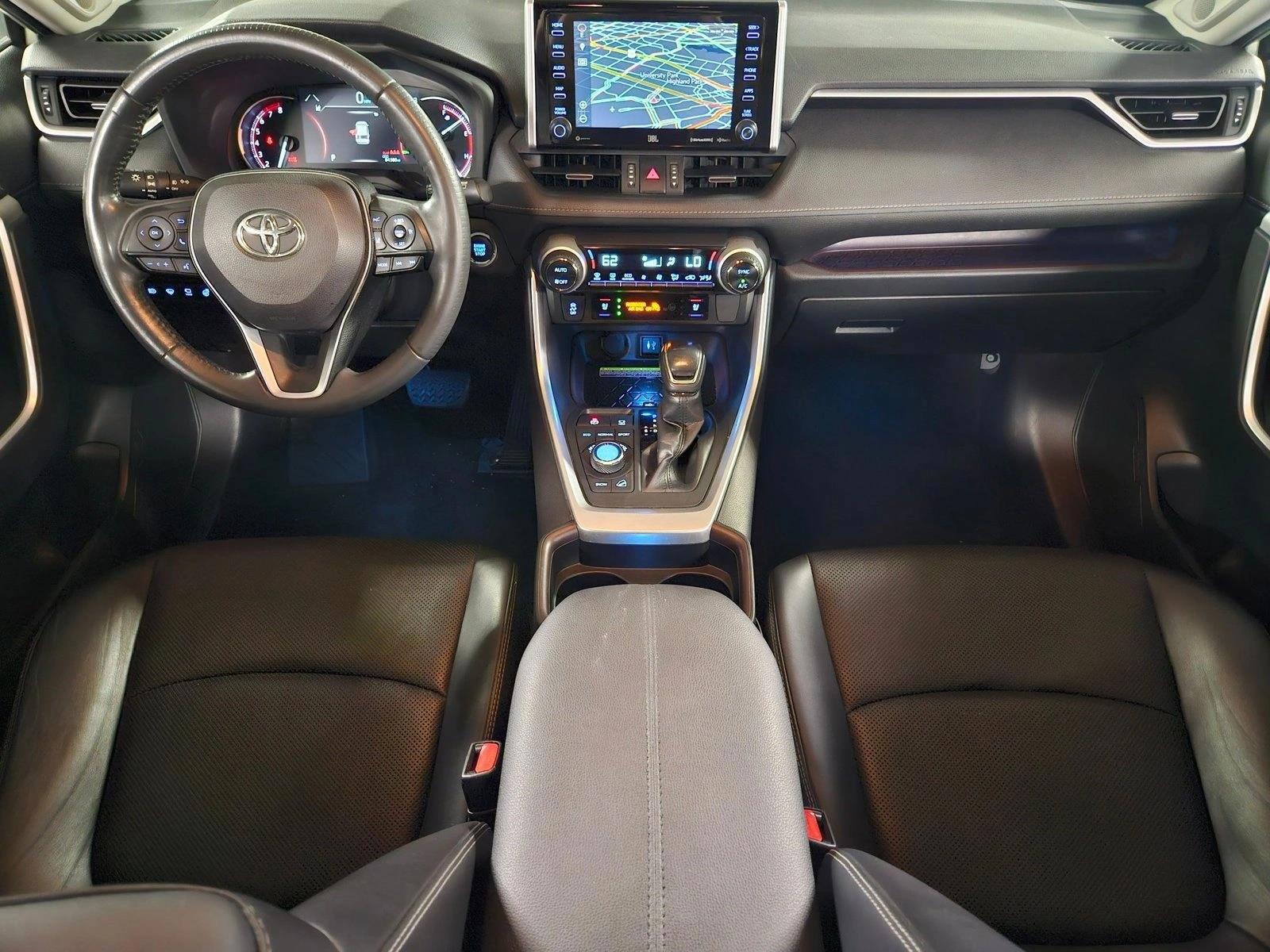 Thumbnail: 2019 Toyota RAV4 - 3