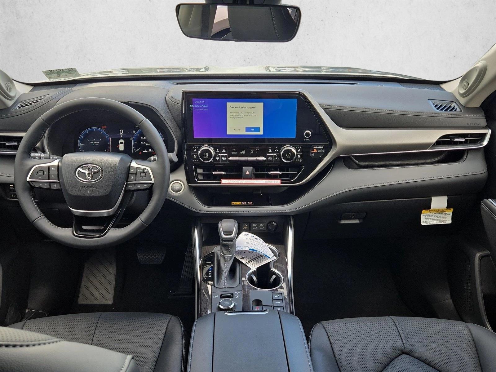 Thumbnail: 2026 Toyota Highlander - 3
