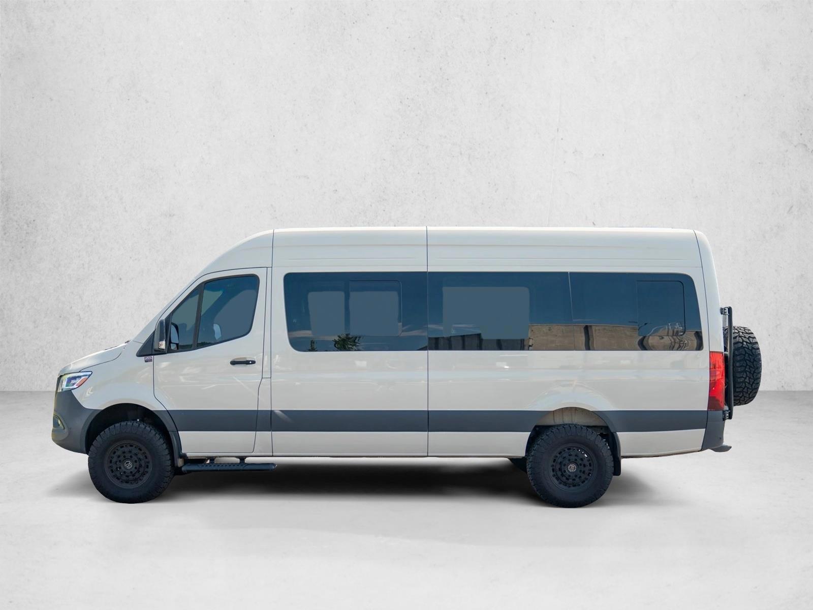 Thumbnail: 2024 Mercedes-Benz Sprinter - 2