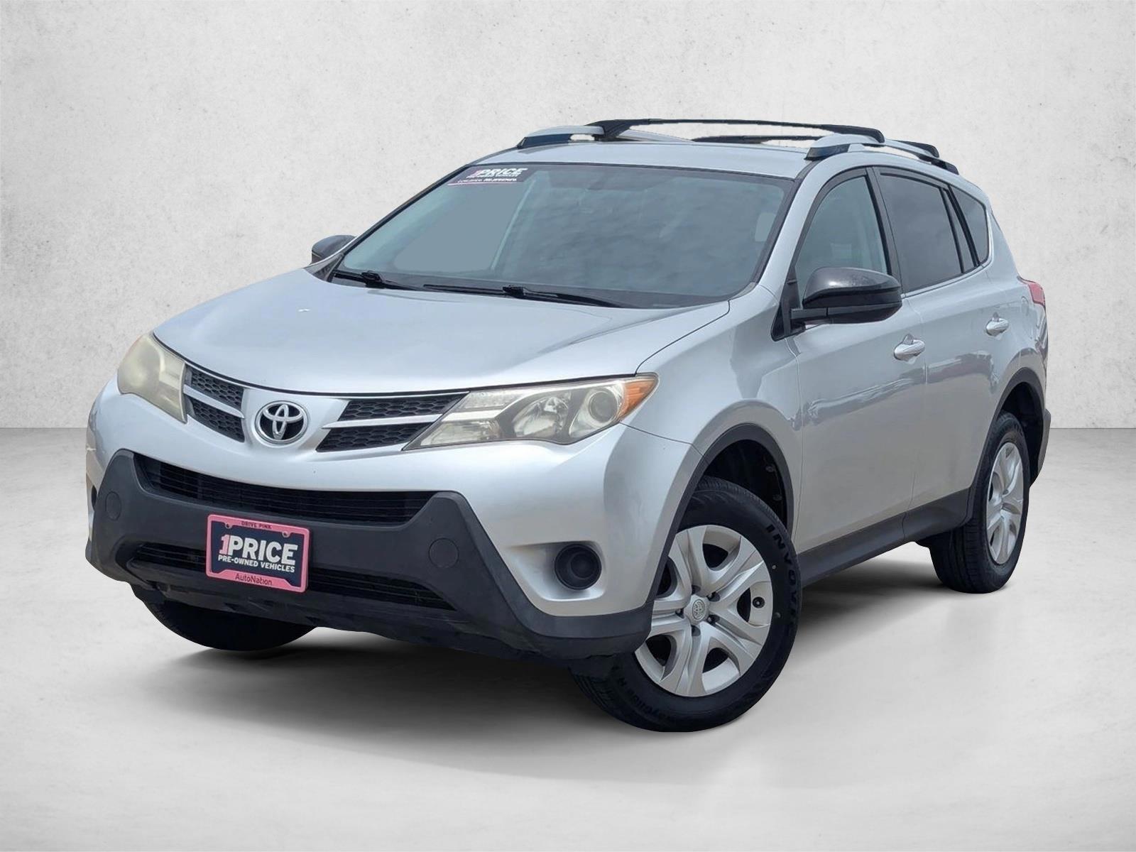 Thumbnail: 2015 Toyota RAV4 - 1