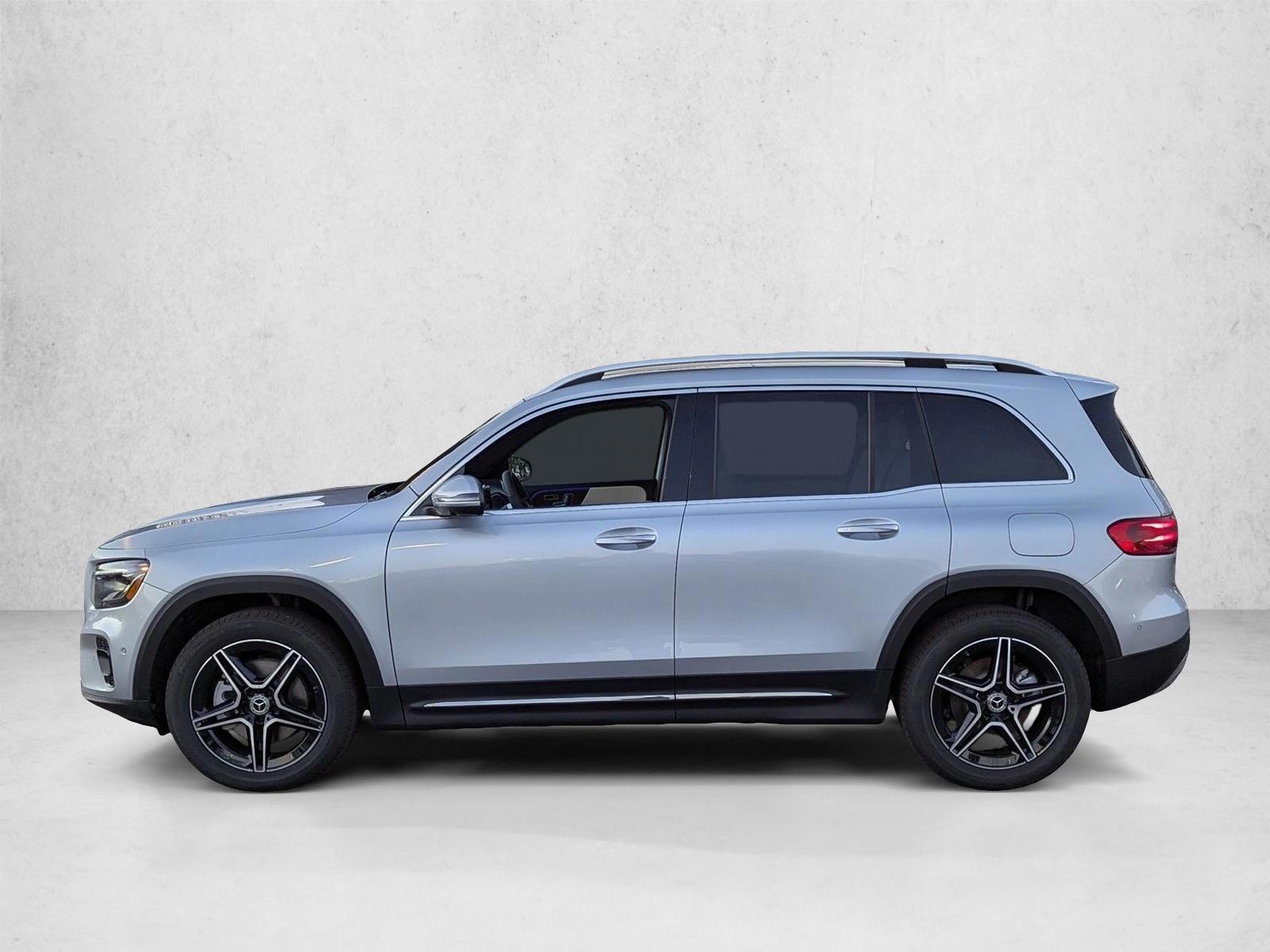 Thumbnail: 2026 Mercedes-Benz GLB - 2