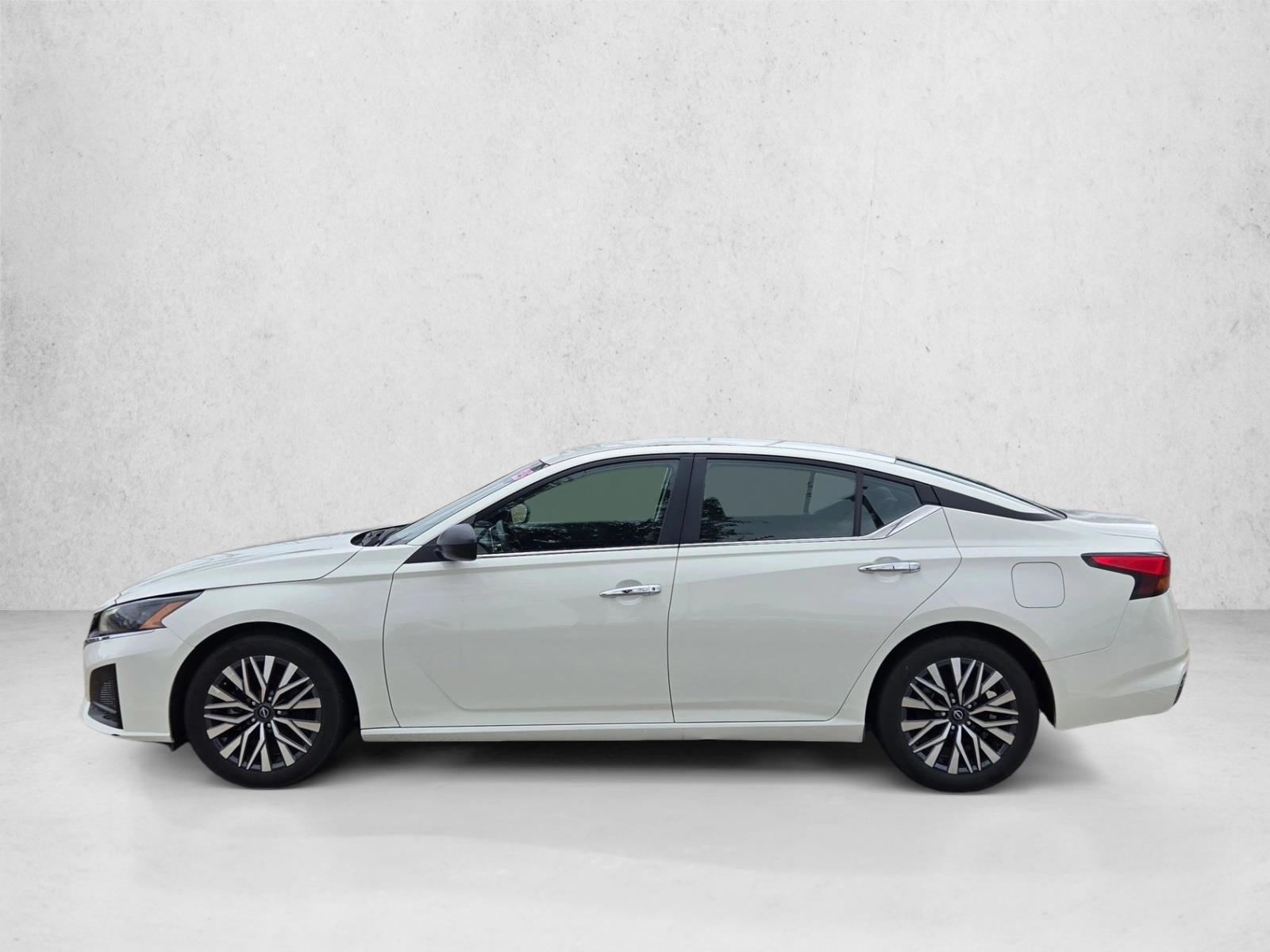 Thumbnail: 2025 Nissan Altima - 2