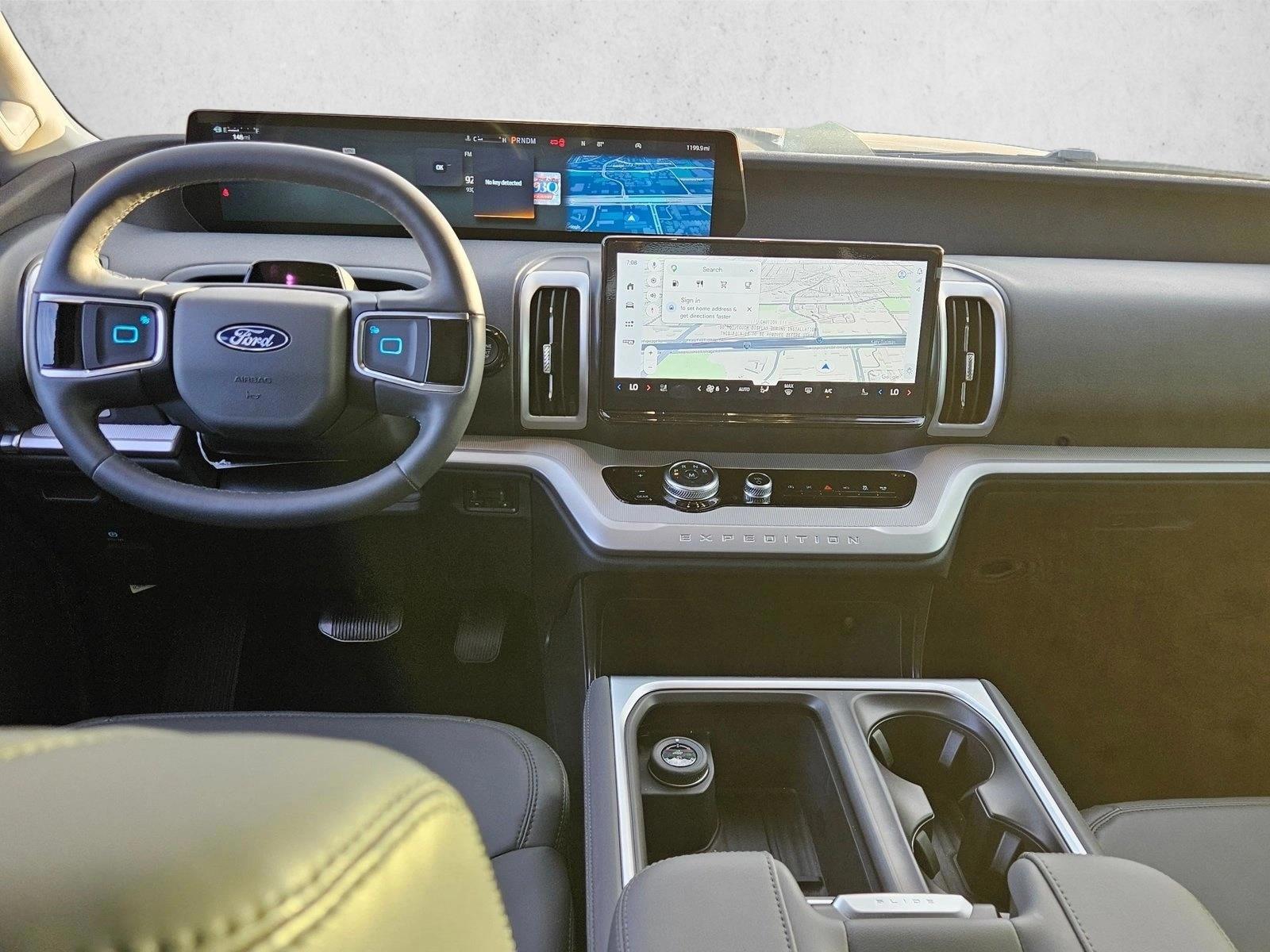 Thumbnail: 2026 Ford Expedition - 3