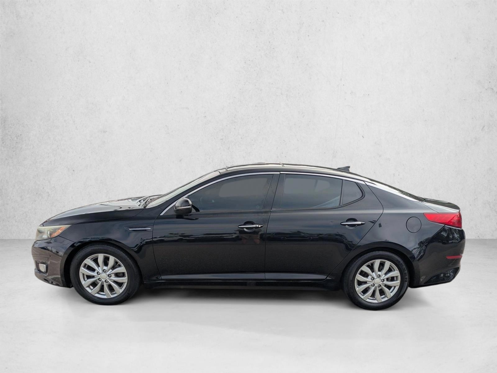 Thumbnail: 2015 Kia Optima - 2