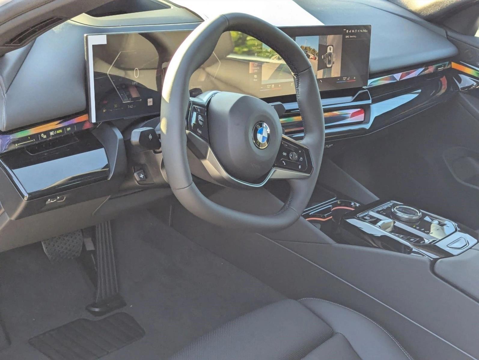 Thumbnail: 2027 BMW 5 Series - 3
