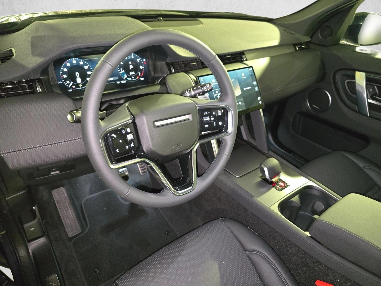 Thumbnail: 2026 Land Rover Discovery Sport - 4