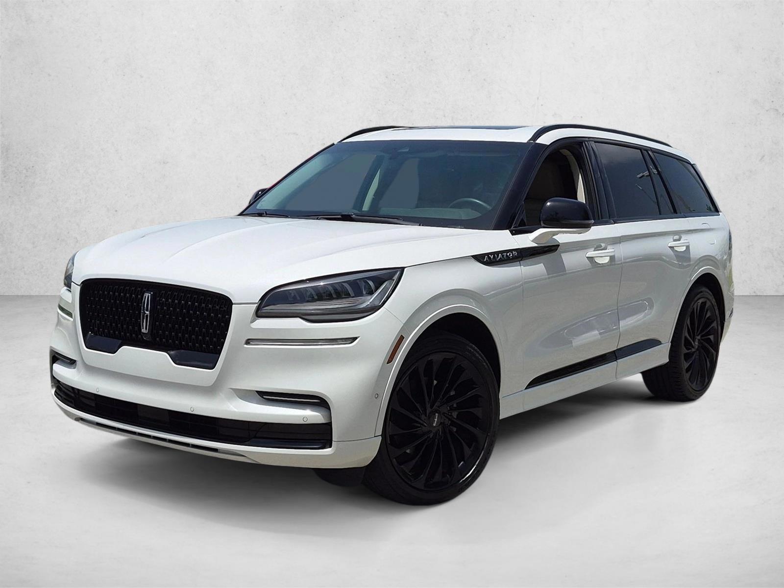 Thumbnail: 2024 Lincoln Aviator - 1