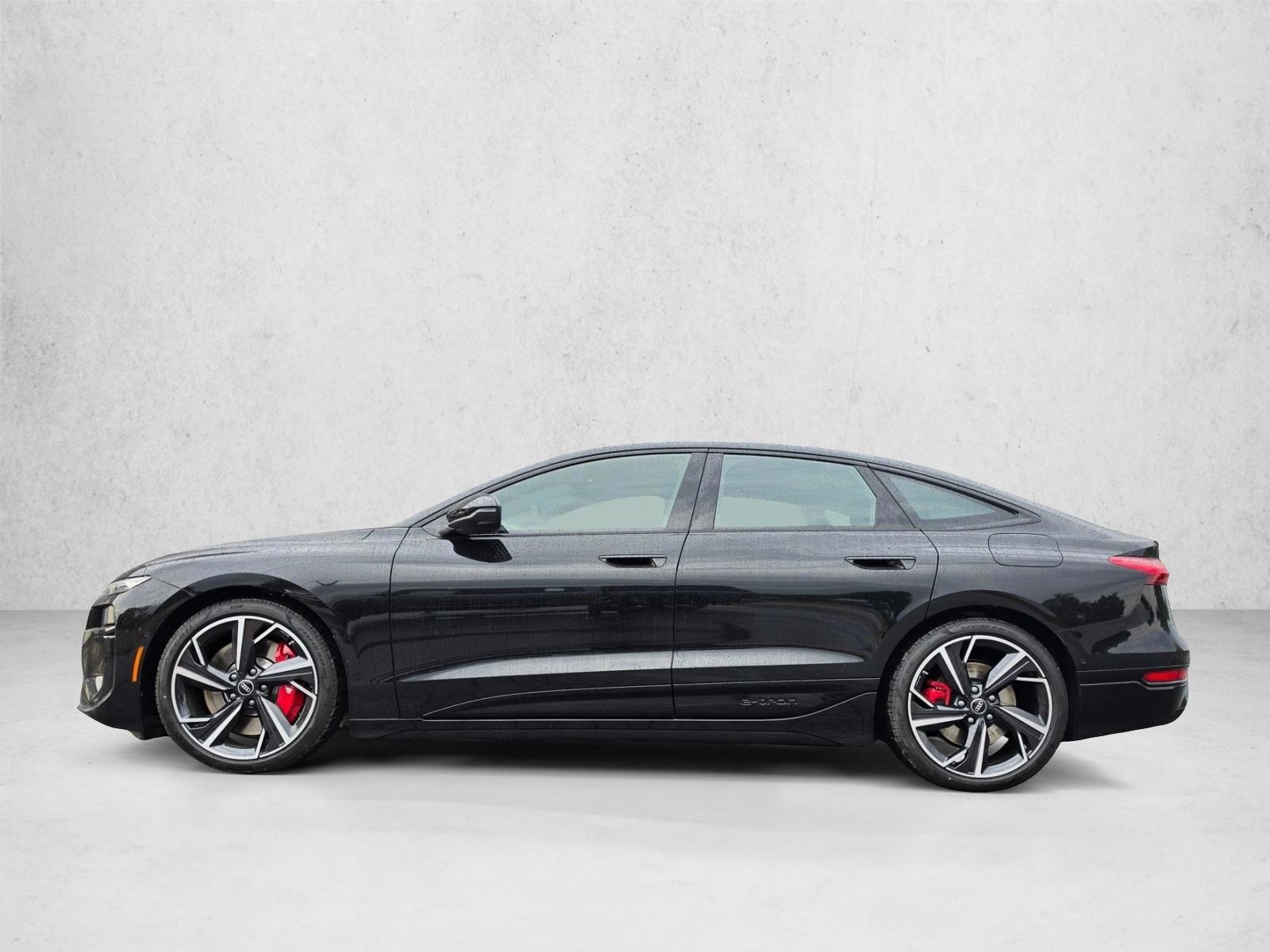 Thumbnail: 2027 Audi e-tron S - 2