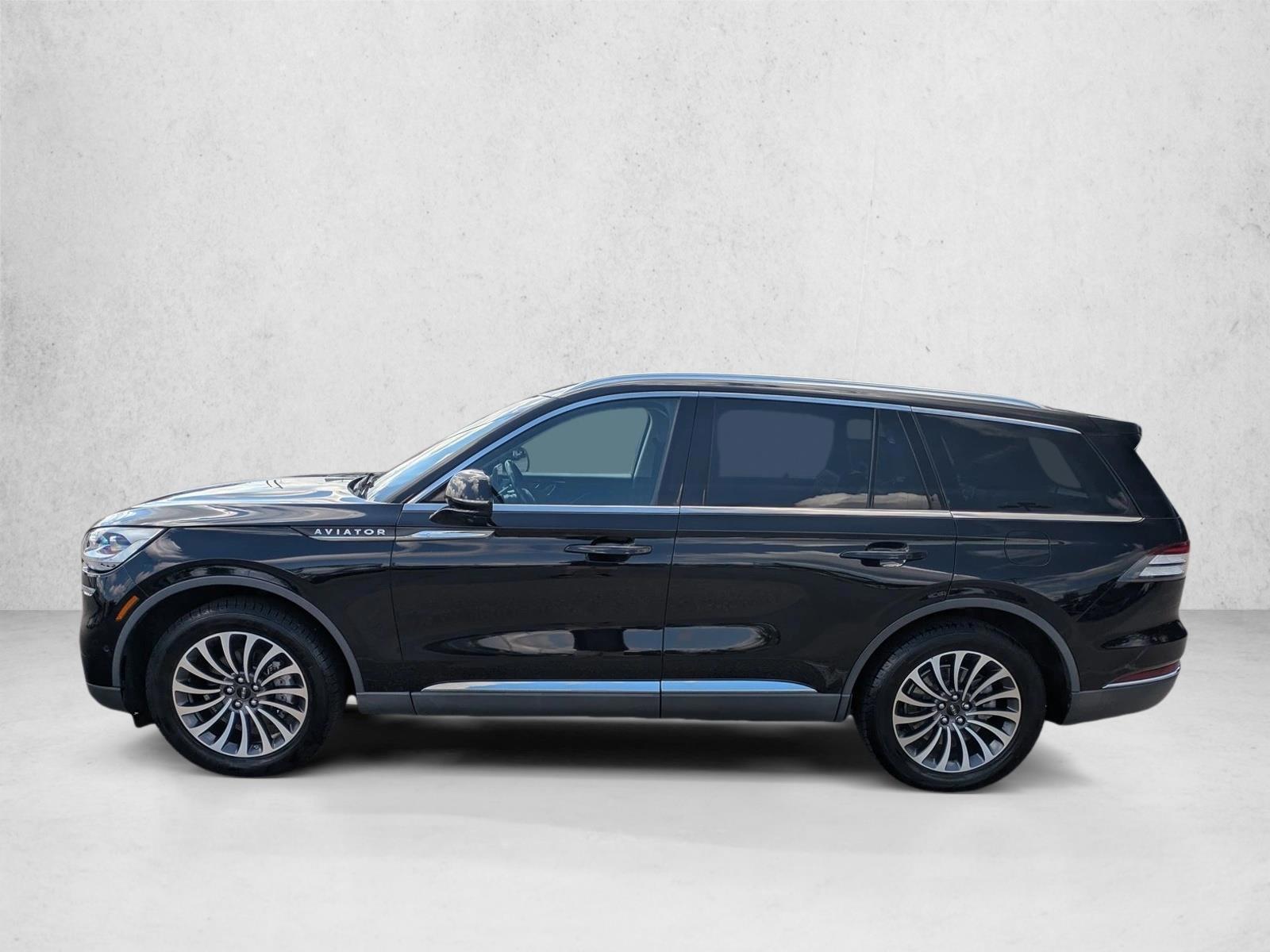 Thumbnail: 2020 Lincoln Aviator - 2