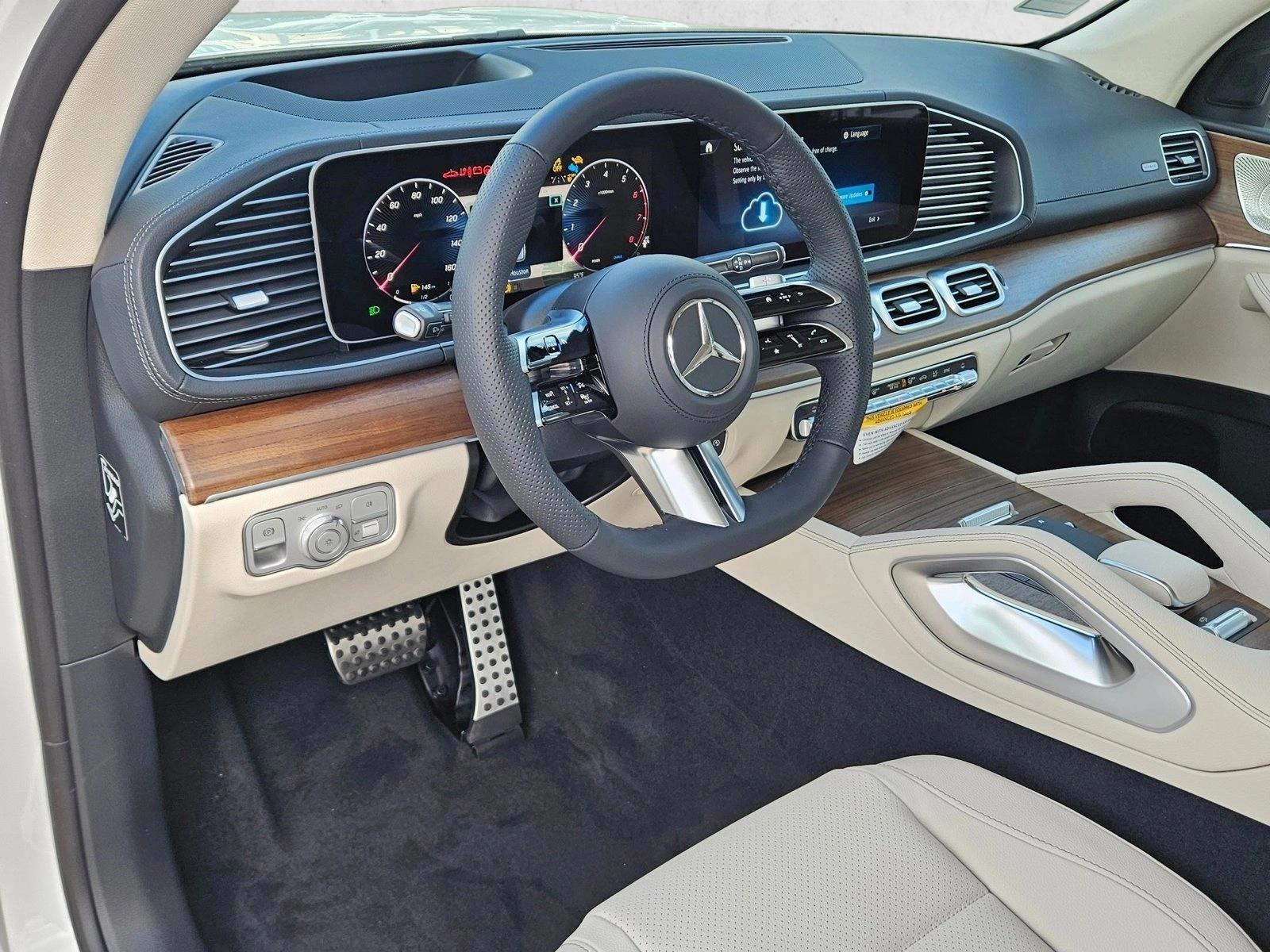 Thumbnail: 2026 Mercedes-Benz GLS - 3