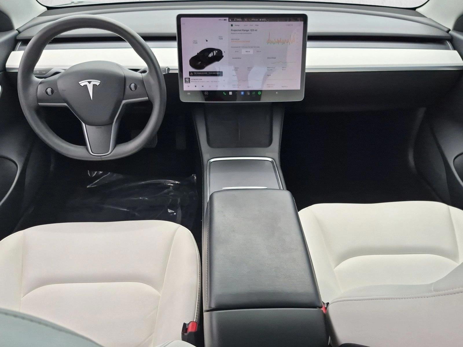 Thumbnail: 2021 Tesla Model 3 - 4