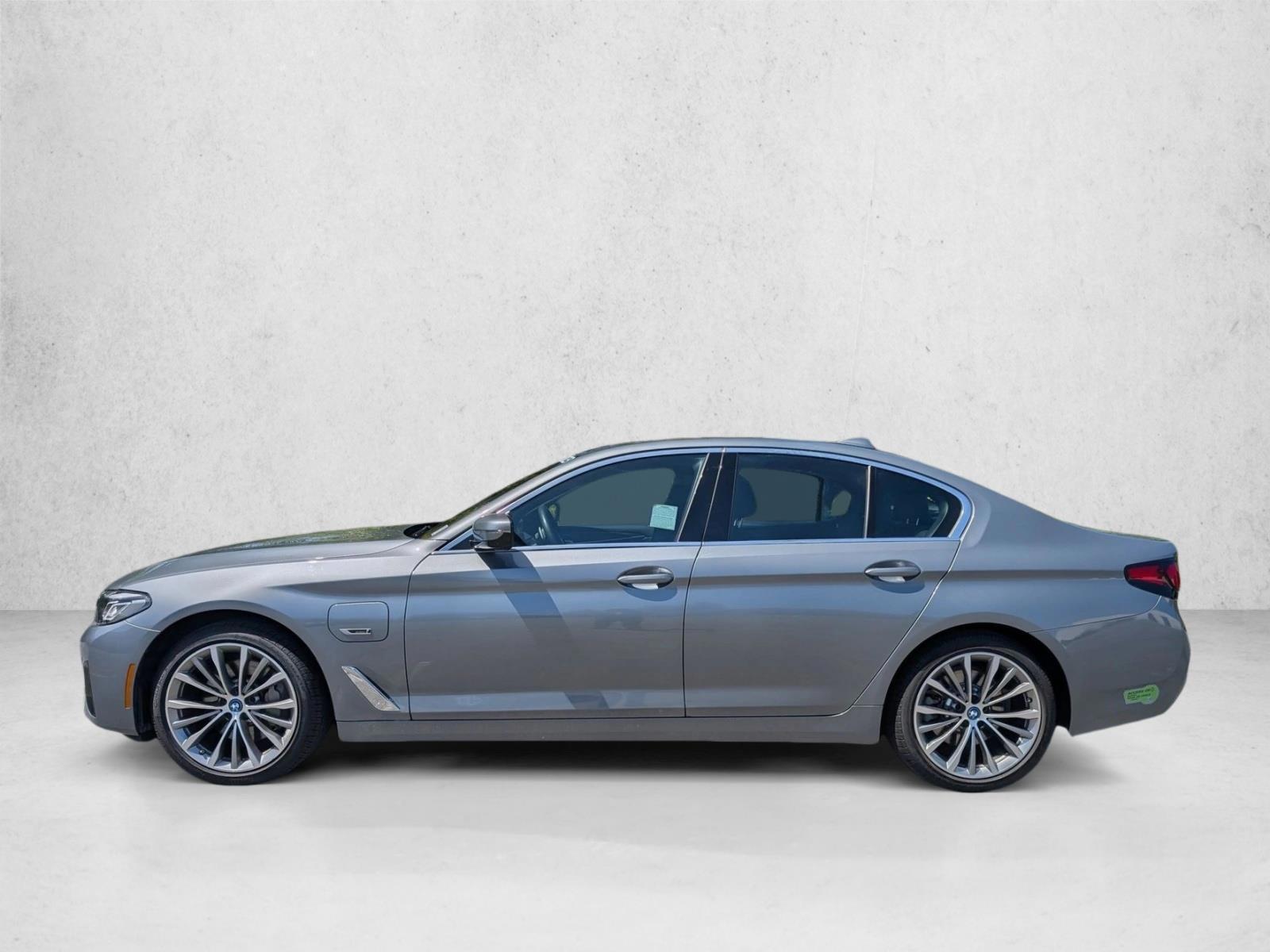 Thumbnail: 2023 BMW 5 Series - 2