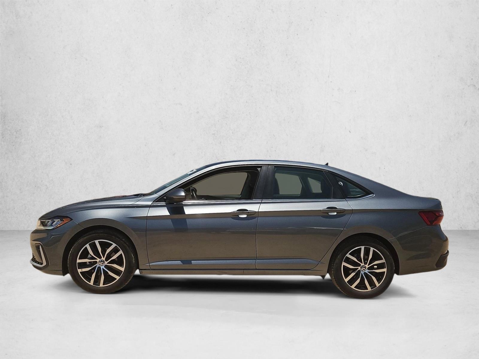 Thumbnail: 2025 Volkswagen Jetta - 2