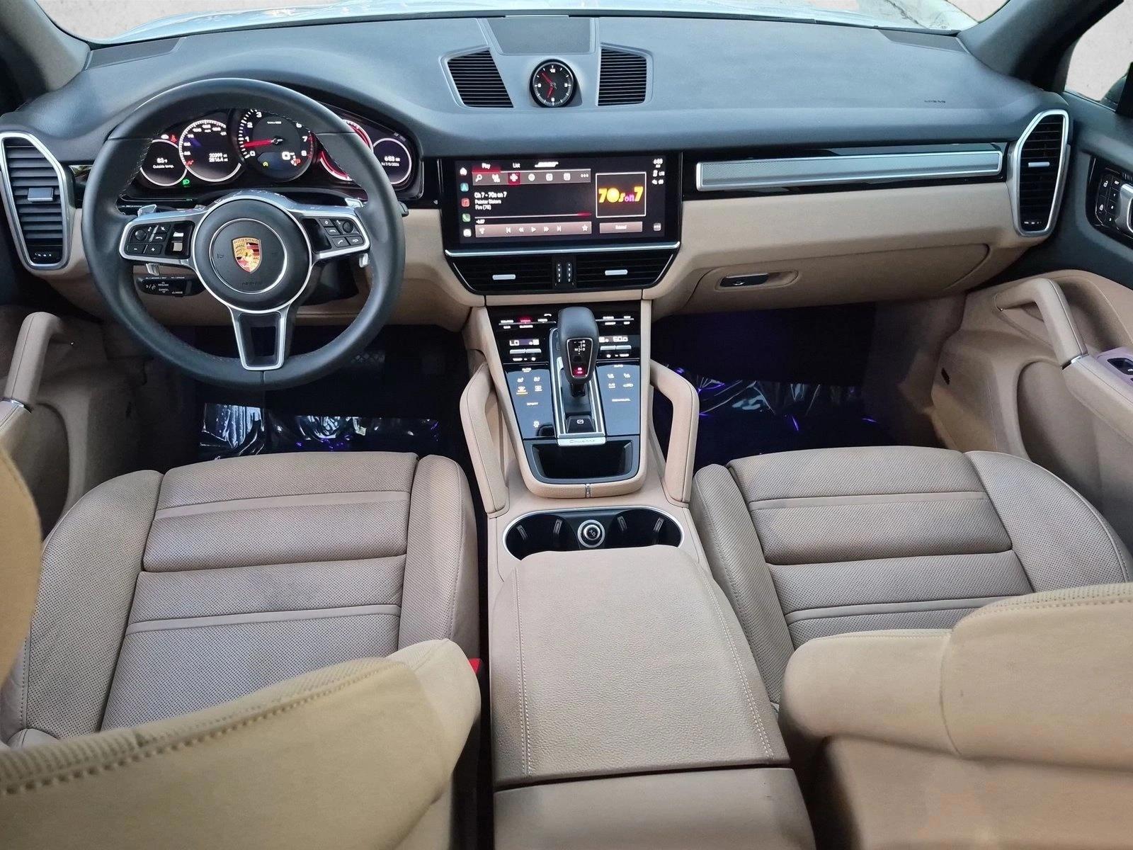 Thumbnail: 2023 Porsche Cayenne - 3