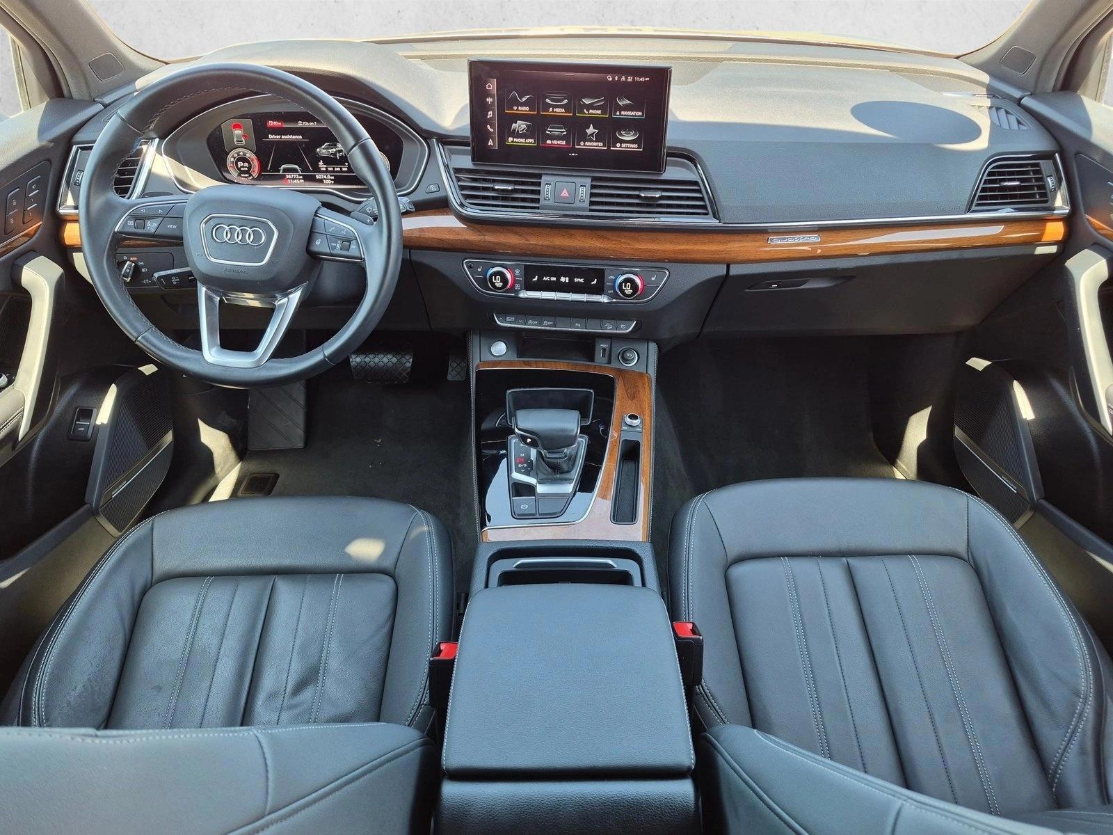 Thumbnail: 2022 Audi Q5 - 4