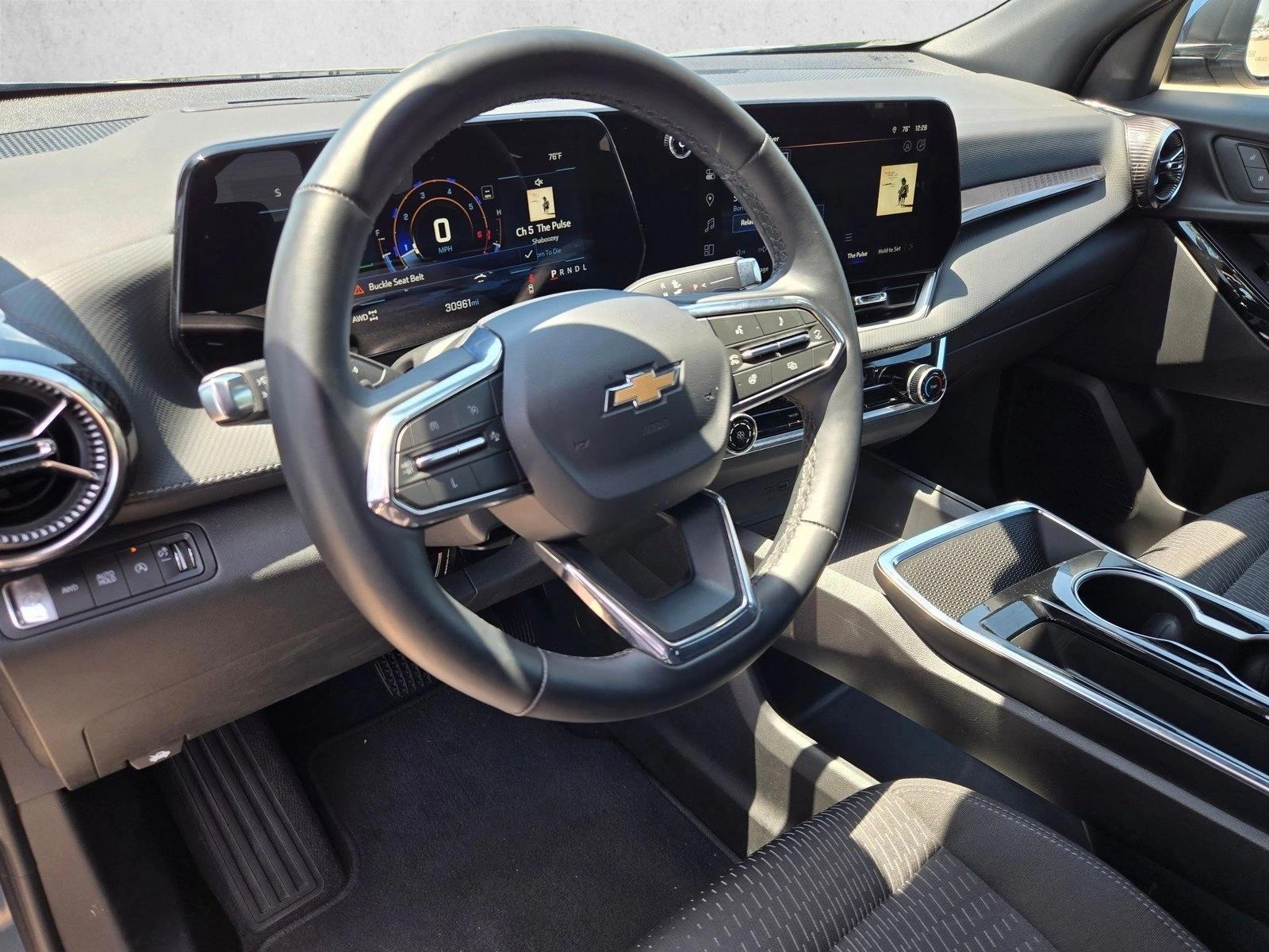 Thumbnail: 2025 Chevrolet Equinox - 3
