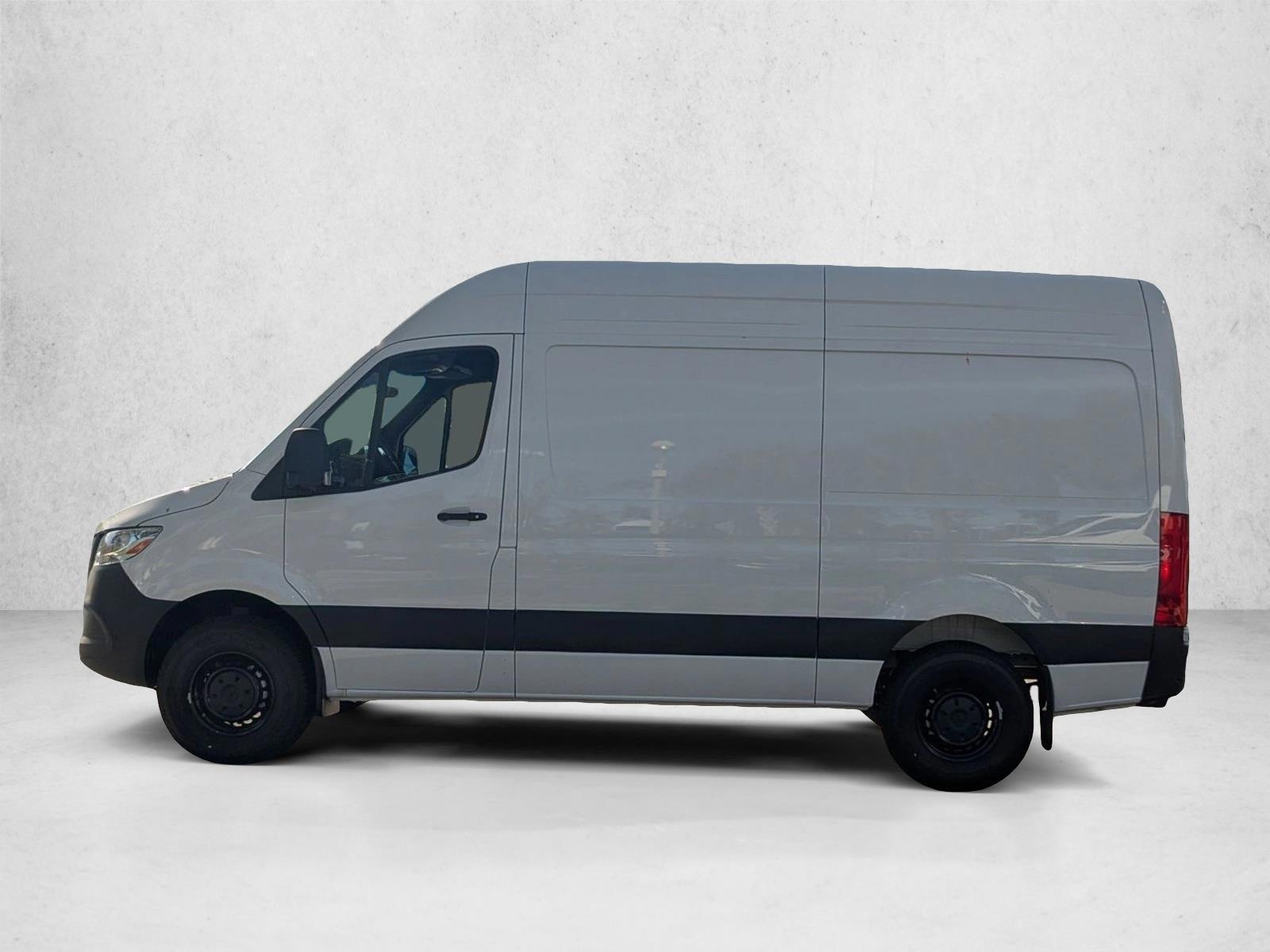 Thumbnail: 2026 Mercedes-Benz Sprinter - 2