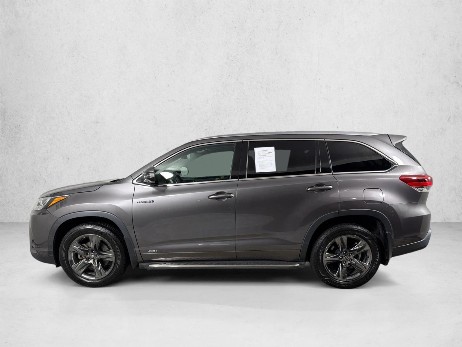 Thumbnail: 2017 Toyota Highlander - 2