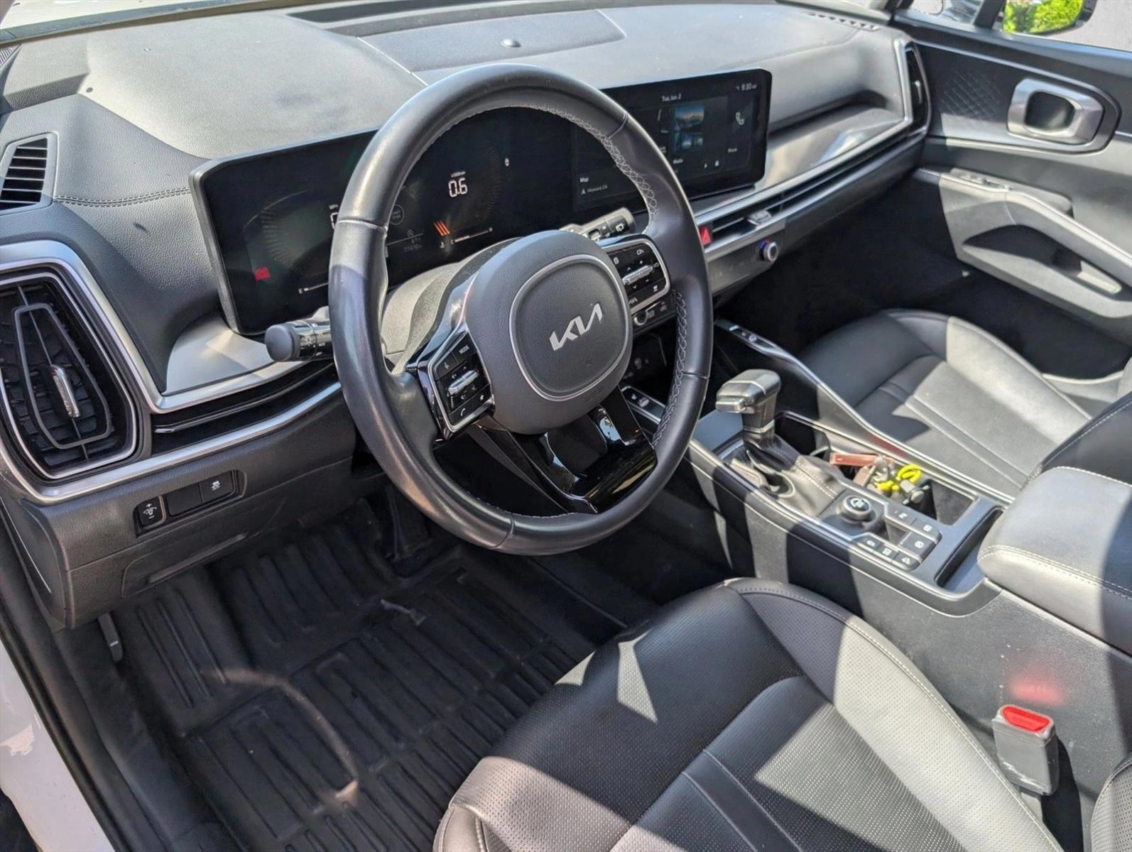 Thumbnail: 2025 Kia Sorento - 3