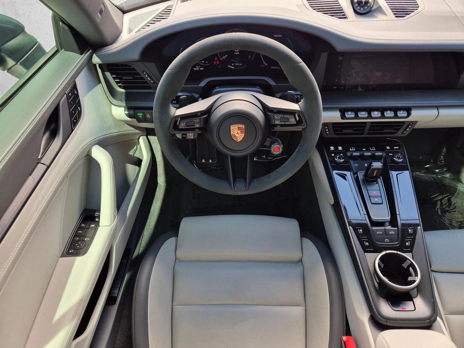 Thumbnail: 2025 Porsche 911 - 4