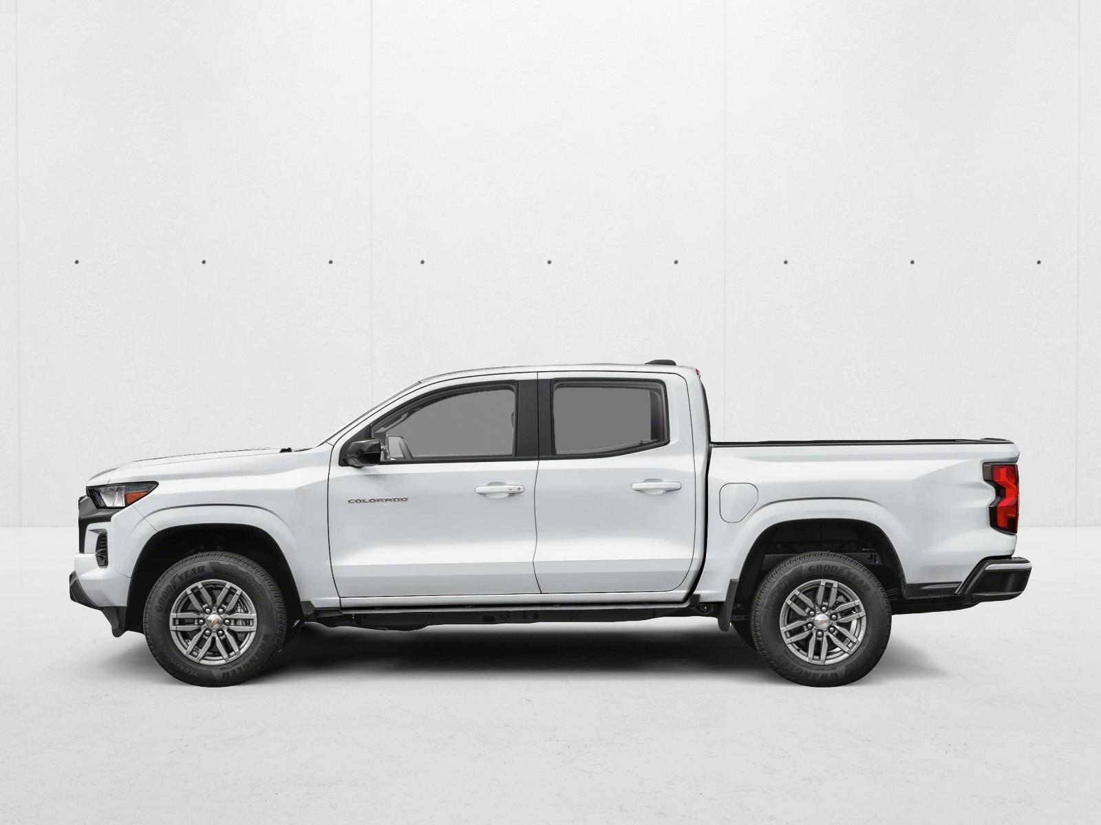 Thumbnail: 2026 Chevrolet Colorado - 2