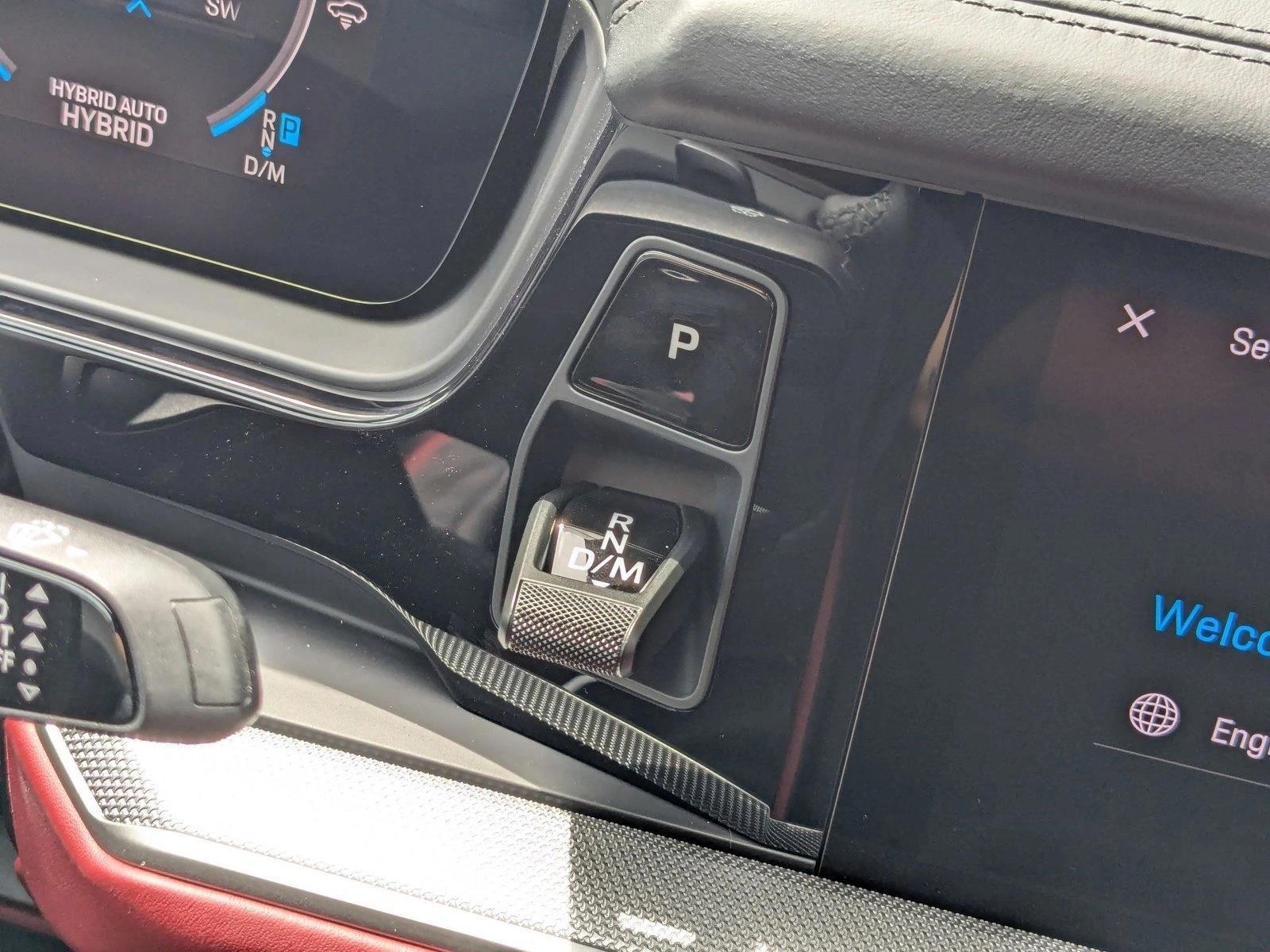 2026 Porsche Cayenne Coup E-Hybrid - Photo 21