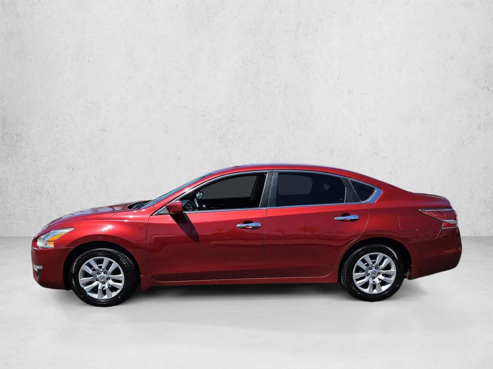Thumbnail: 2015 Nissan Altima - 2