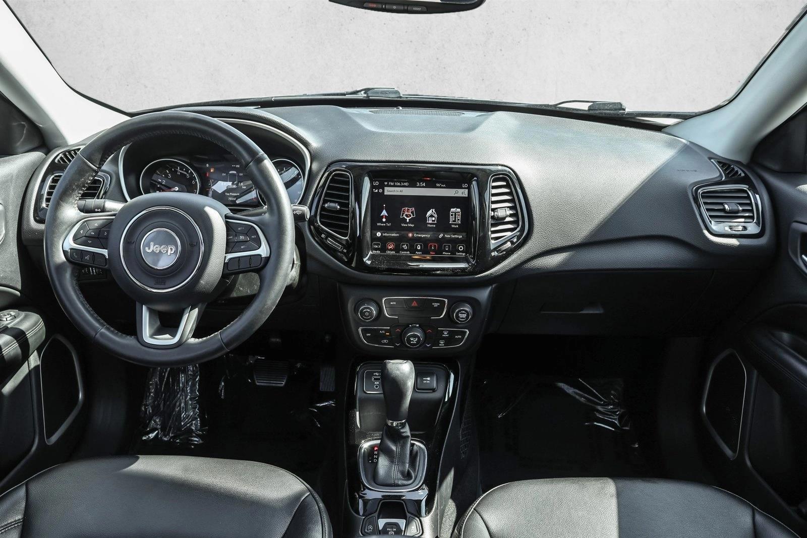 Thumbnail: 2019 Jeep Compass - 3