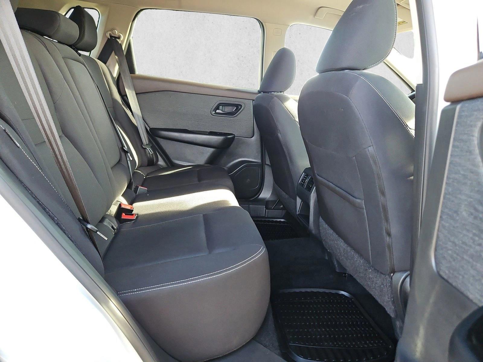 2023 Nissan Rogue S - Photo 18