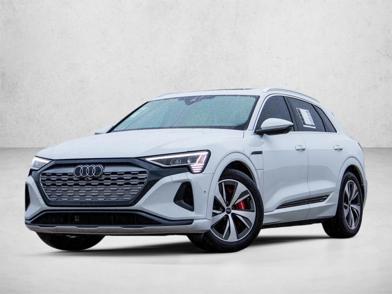 2024 Audi Q8 e-tron Premium Plus -
                  Westmont, IL