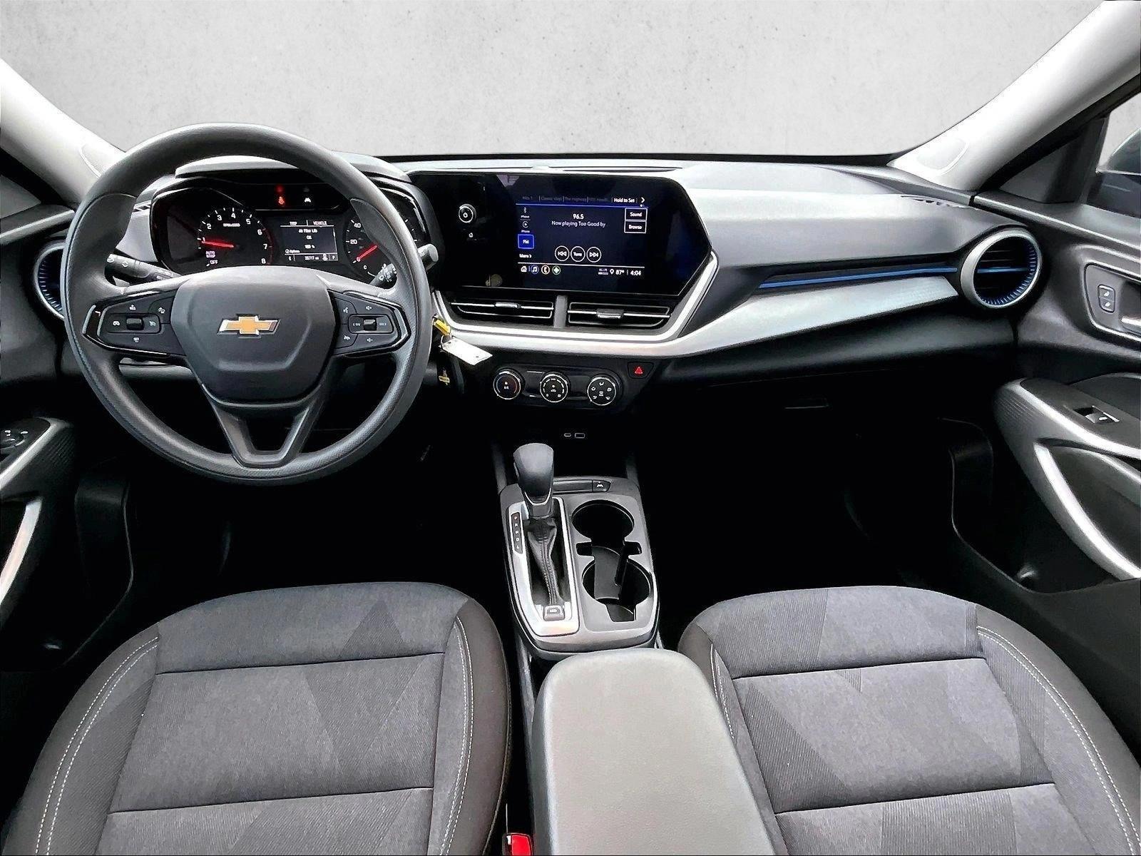 Thumbnail: 2024 Chevrolet Trax - 5