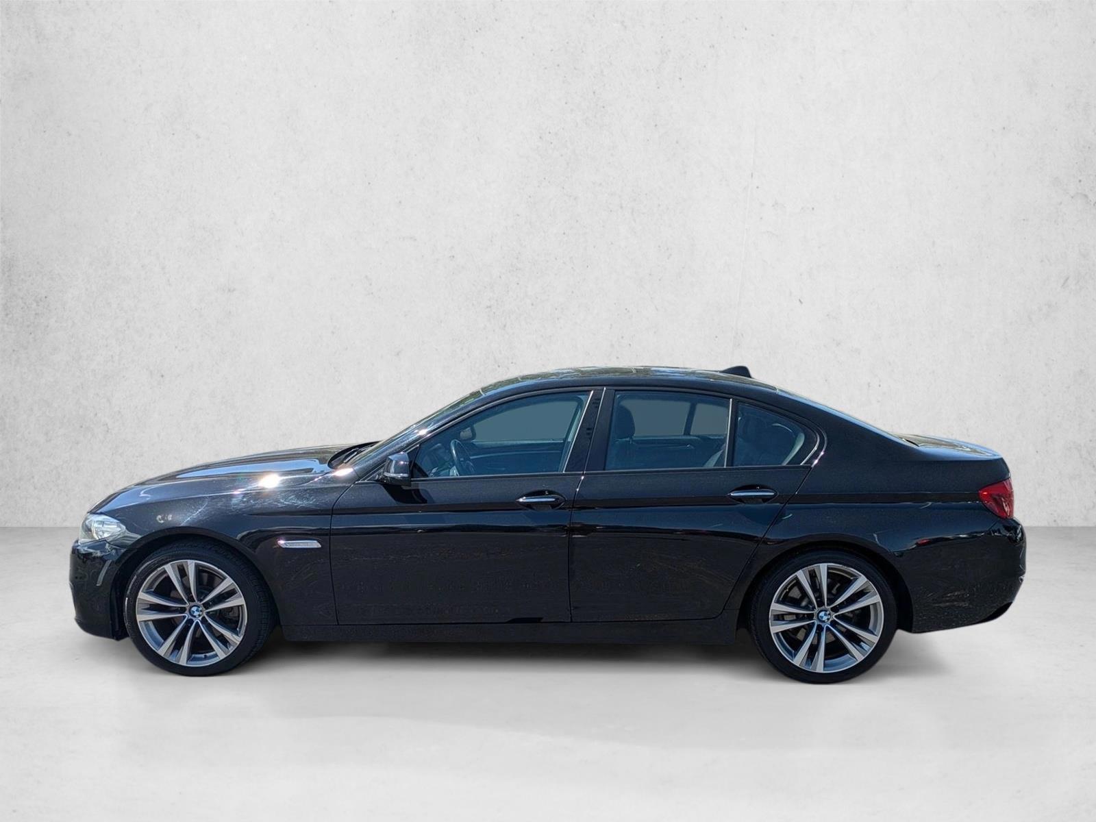 Thumbnail: 2016 BMW 5 Series - 2