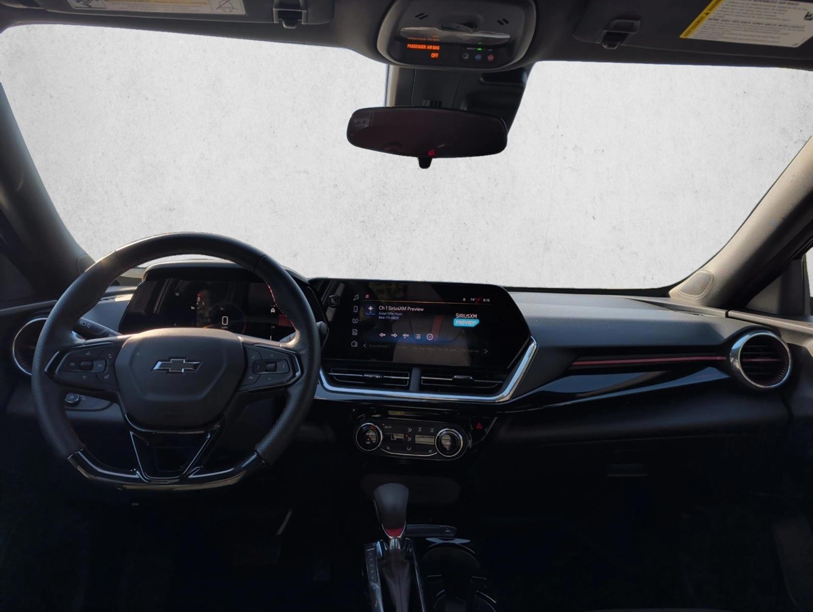 Thumbnail: 2025 Chevrolet Trax - 3