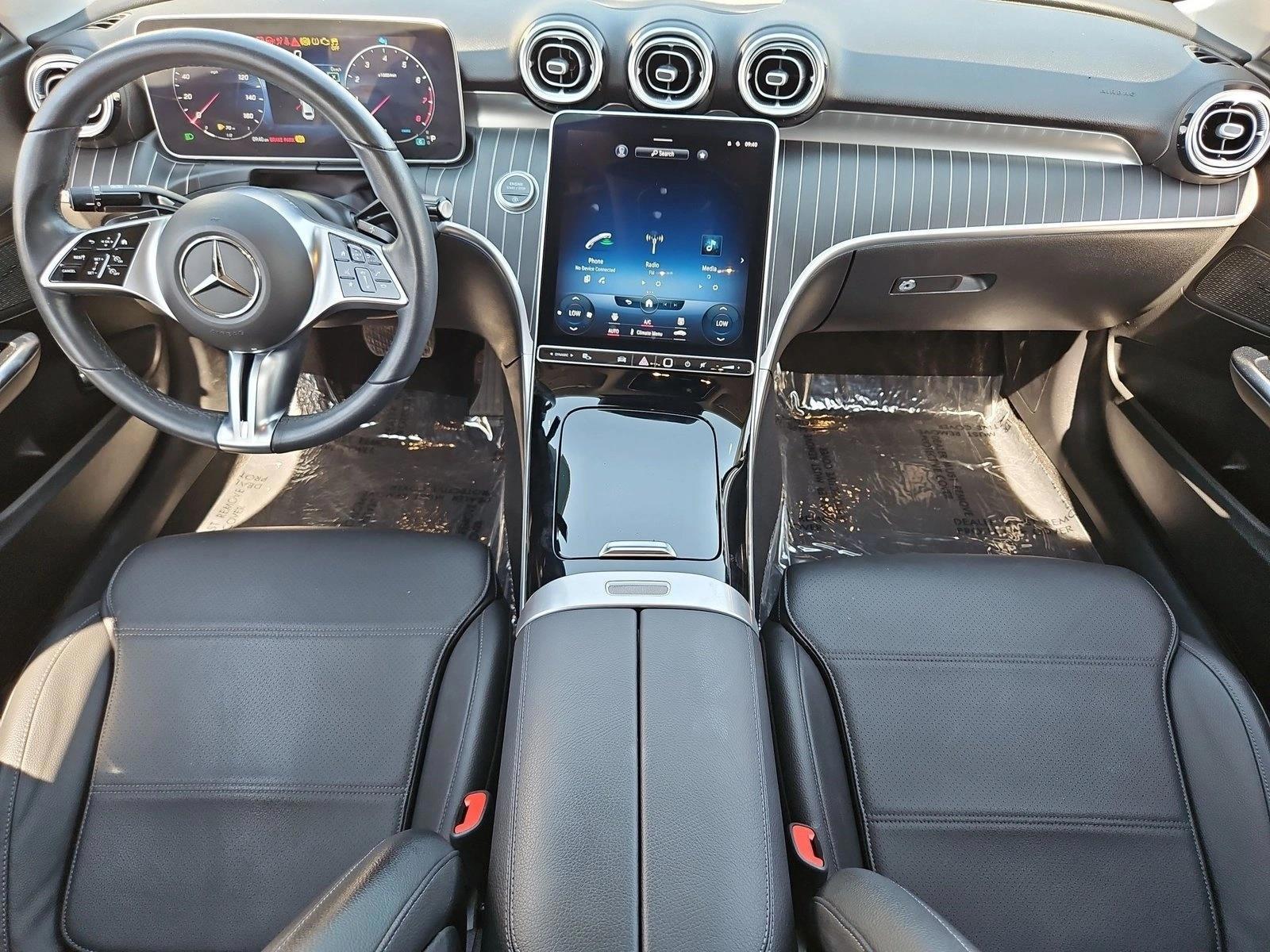 Thumbnail: 2023 Mercedes-Benz C-Class - 4