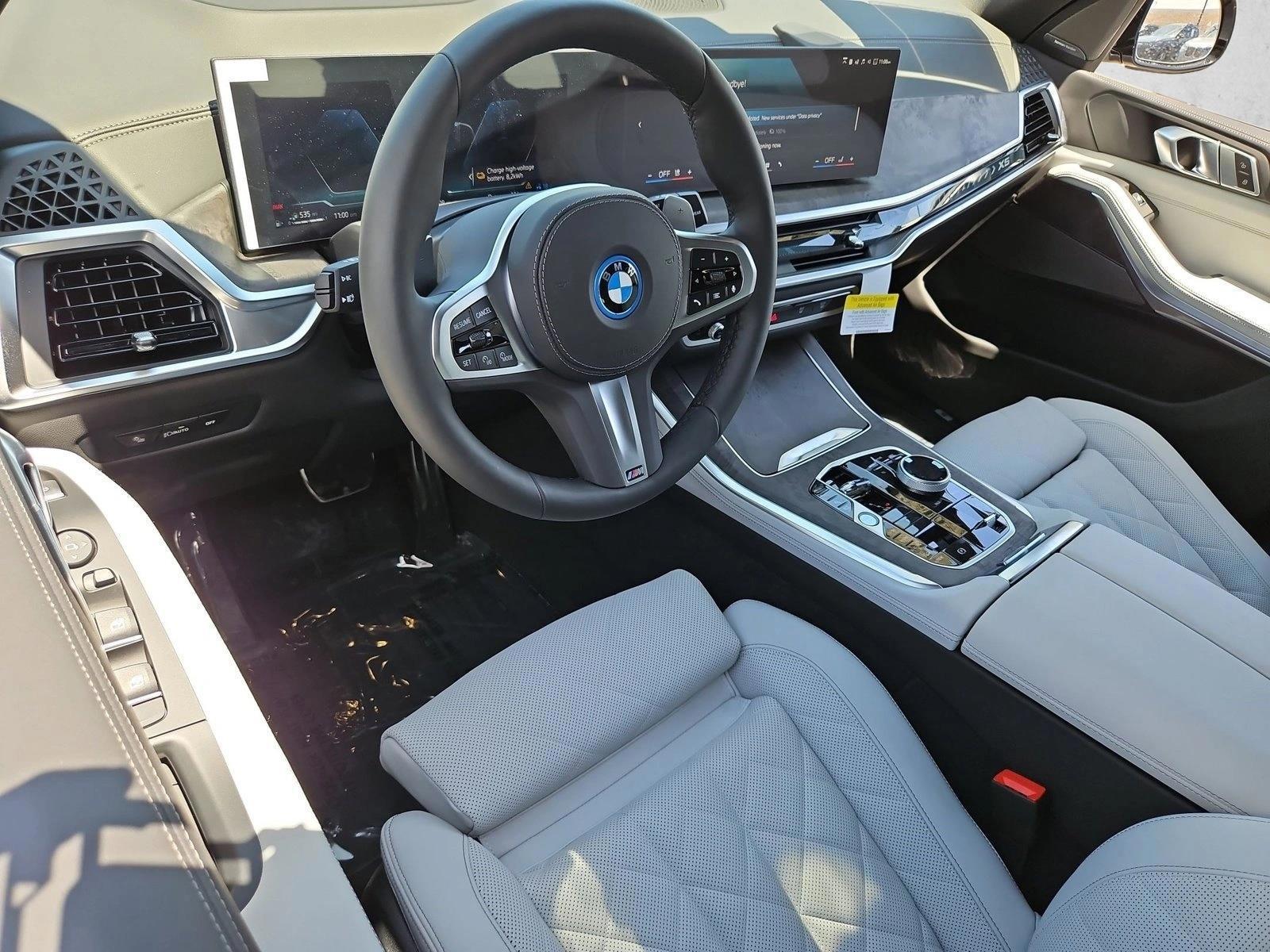 Thumbnail: 2026 BMW X5 - 3